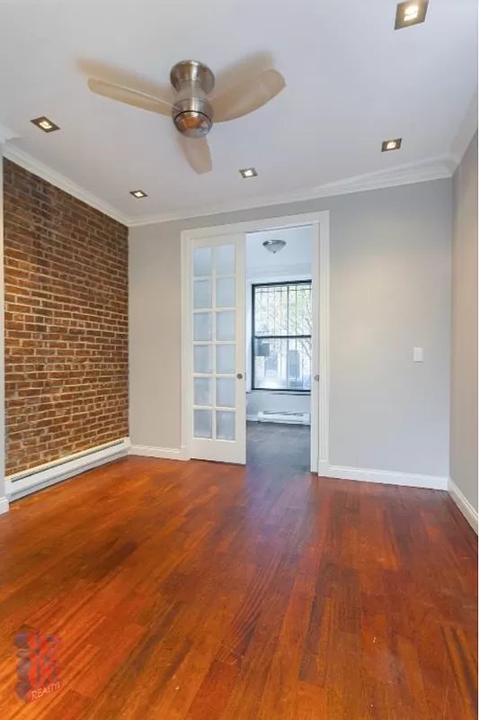 15 West 103rd Street 1A, Upper West Side, Upper West Side, NYC - 1 Bedrooms  
1 Bathrooms  
3 Rooms - 