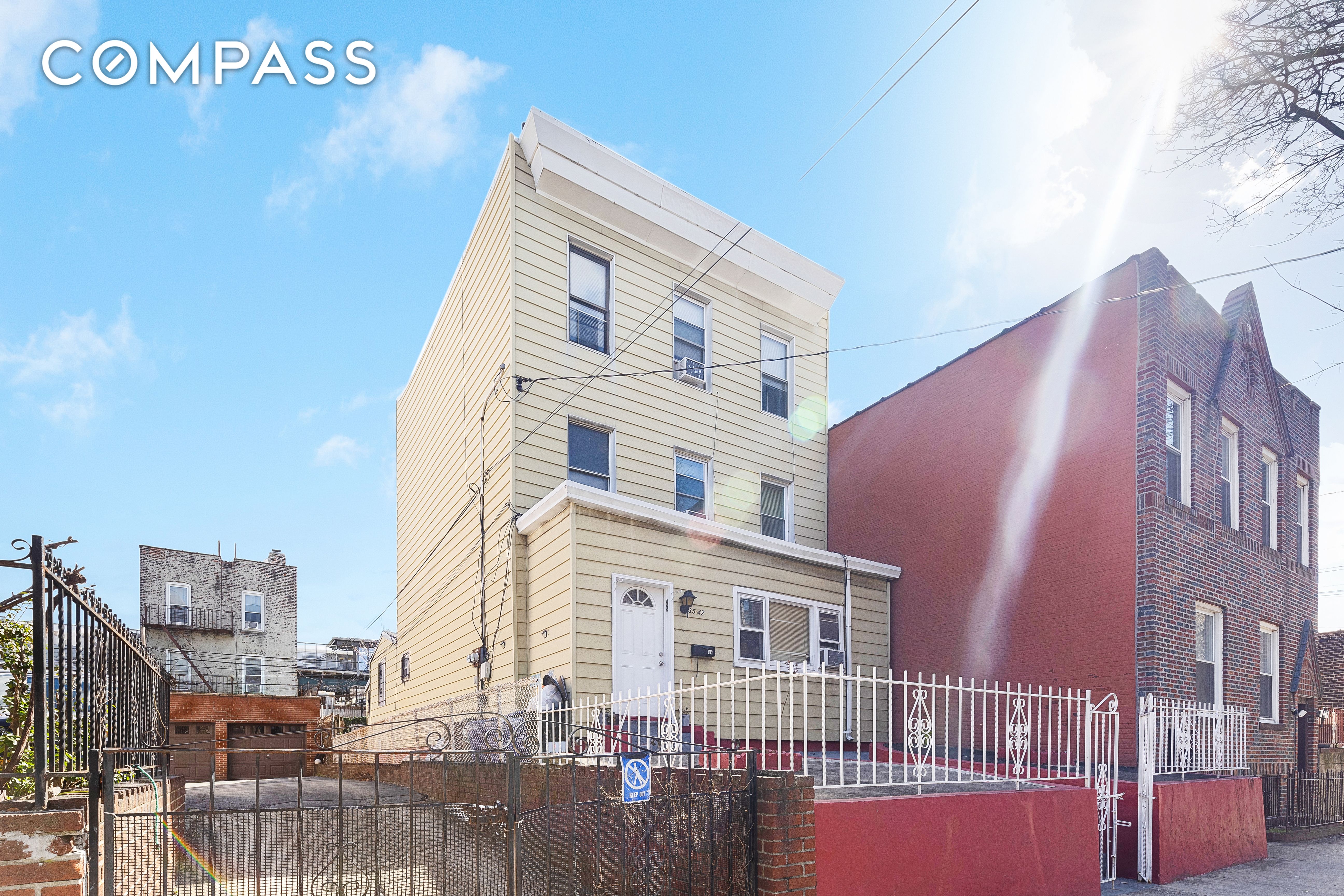 35-47 30th Street, Astoria, Queens, New York - 4 Bedrooms  
3 Bathrooms  
10 Rooms - 