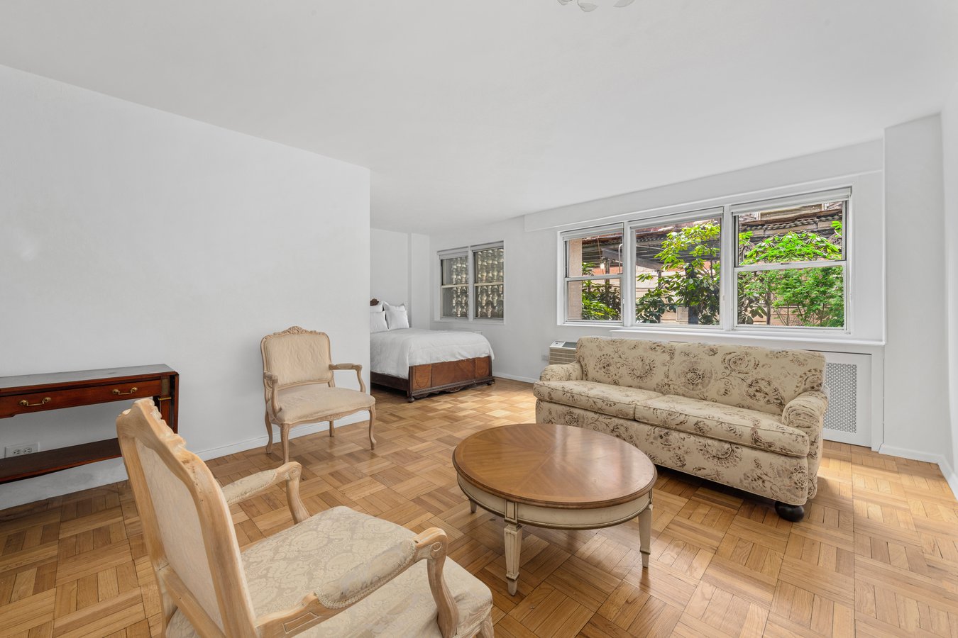 404 East 66th Street 1F, Lenox Hill, Upper East Side, NYC - 1 Bathrooms  
2 Rooms - 