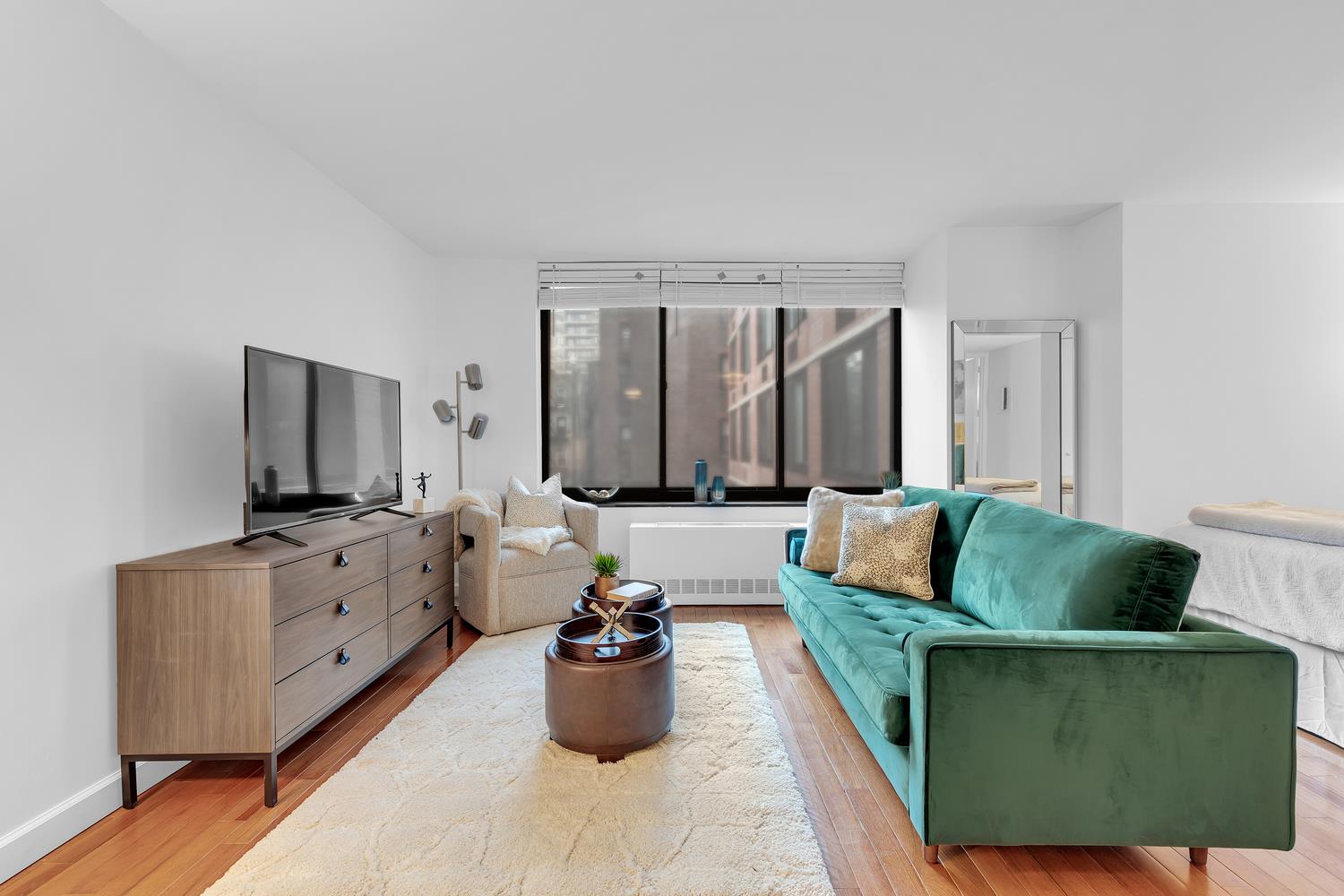 215 West 95th Street 5R, Upper West Side, Upper West Side, NYC - 1 Bathrooms  
2 Rooms - 