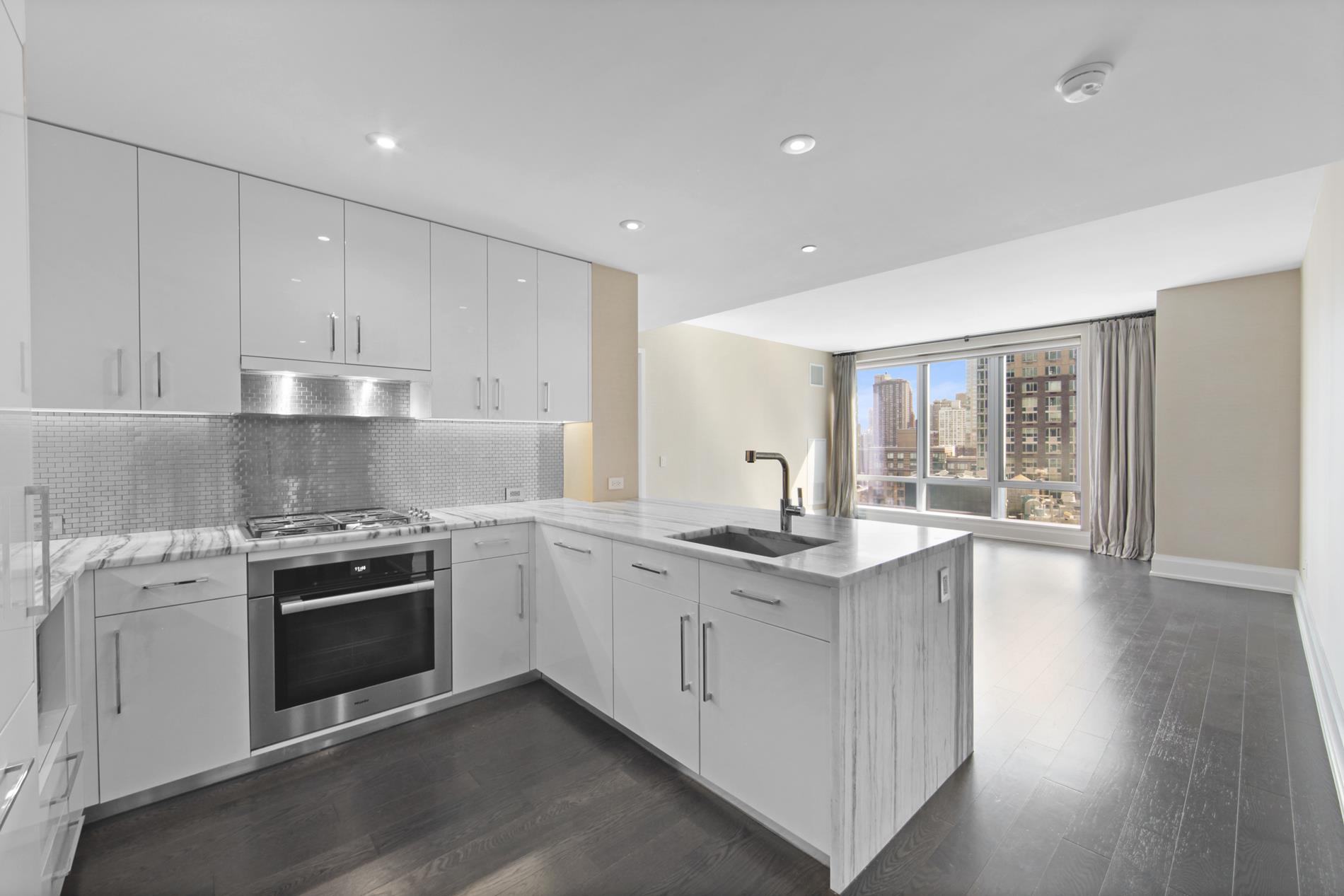 50 Riverside Boulevard 19-F, Lincoln Square, Upper West Side, NYC - 2 Bedrooms  
2.5 Bathrooms  
4 Rooms - 