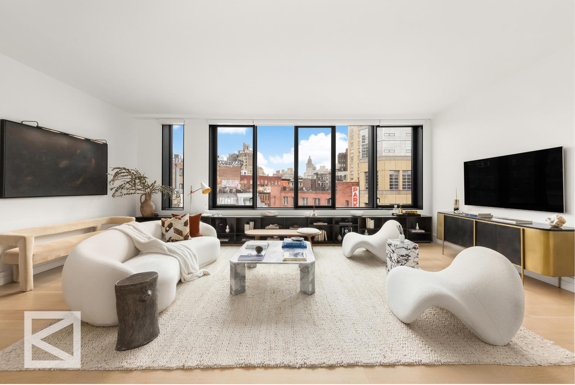 175 West 10th Street 4, West Village, Downtown, NYC - 3 Bedrooms  
3.5 Bathrooms  
9 Rooms - 