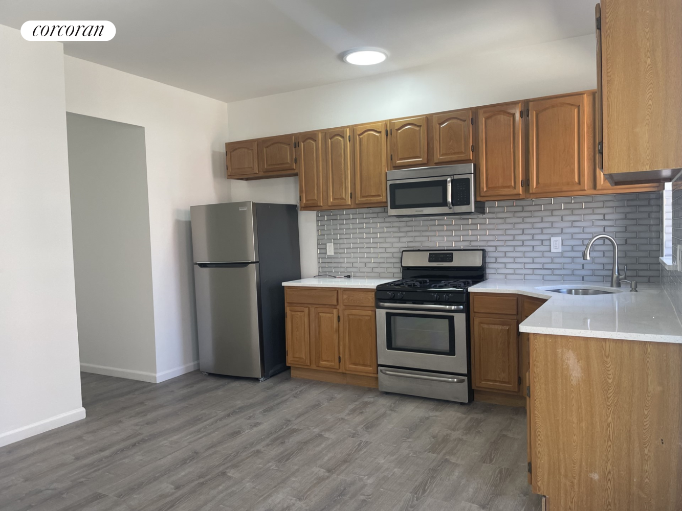 345 Martense Street 2, Flatbush, Brooklyn, New York - 3 Bedrooms  
1 Bathrooms  
4 Rooms - 