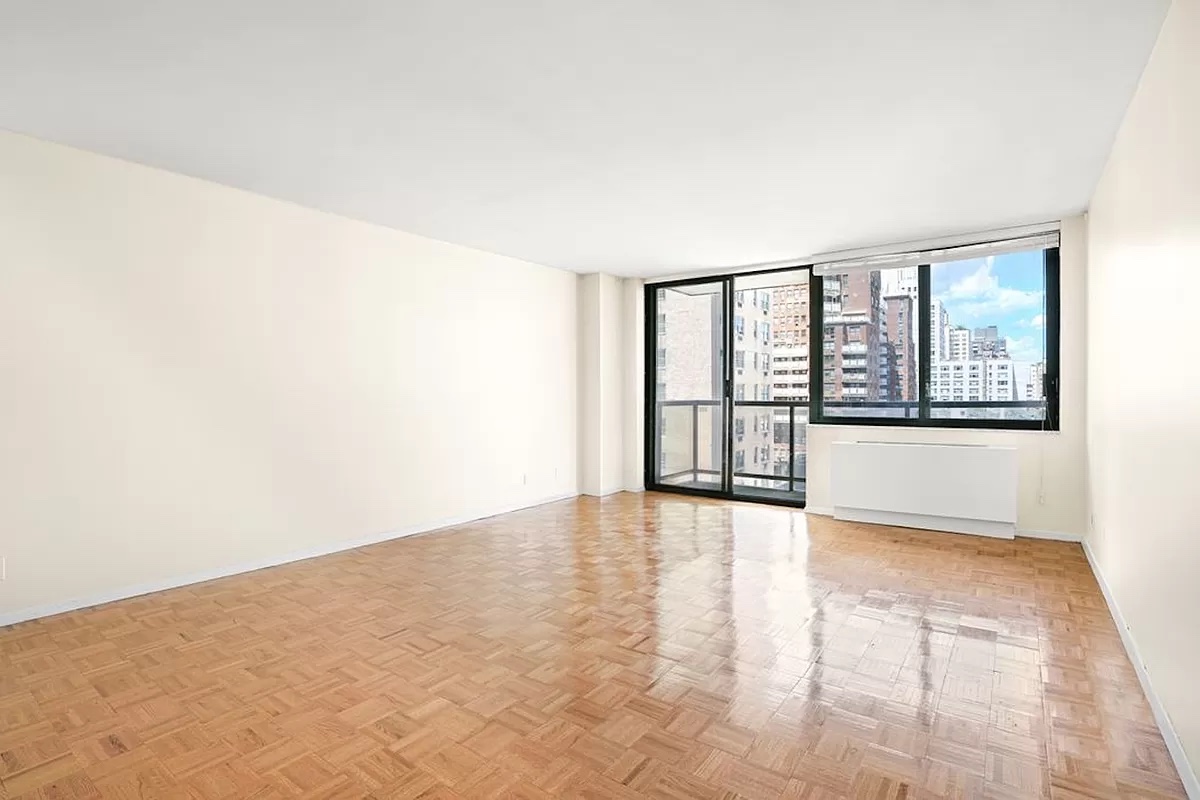 510 East 80th Street 8E, Yorkville, Upper East Side, NYC - 1 Bedrooms  
1 Bathrooms  
3 Rooms - 