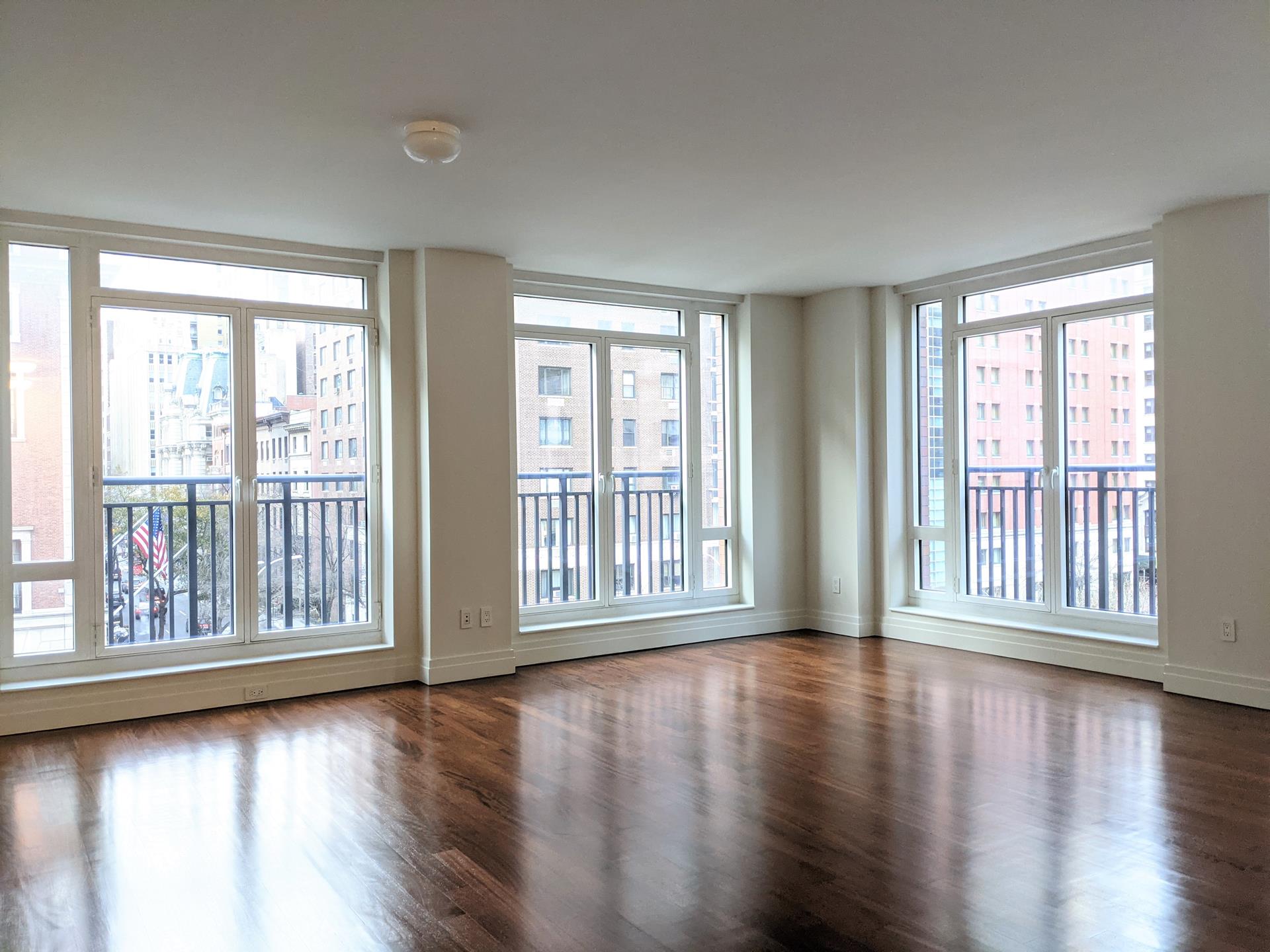 45 Park Avenue 501, Murray Hill, Midtown East, NYC - 2 Bedrooms  
2.5 Bathrooms  
4 Rooms - 