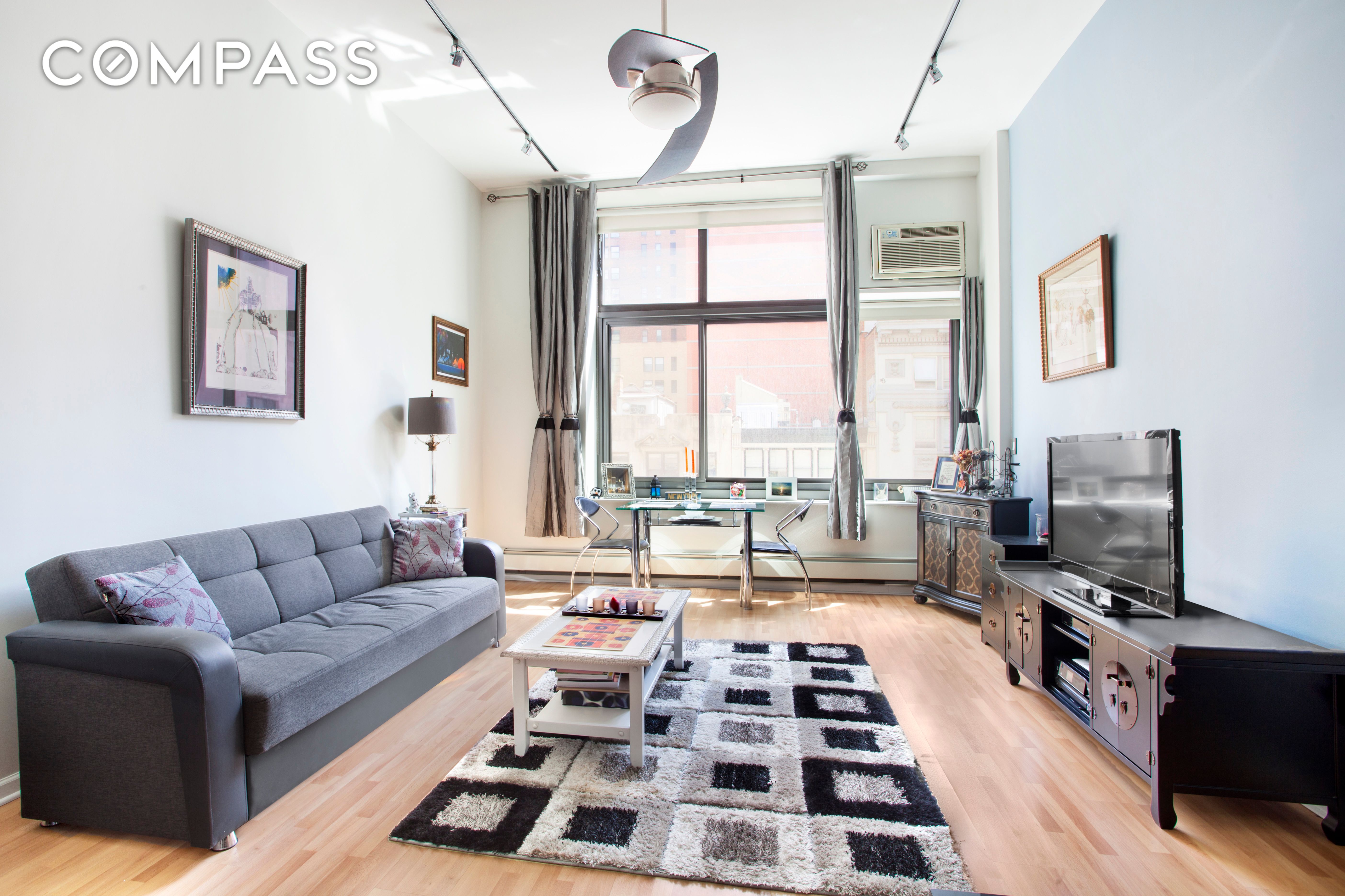 372 5th Avenue 5H, Midtown South, Midtown West, NYC - 1 Bedrooms  
1 Bathrooms  
2 Rooms - 