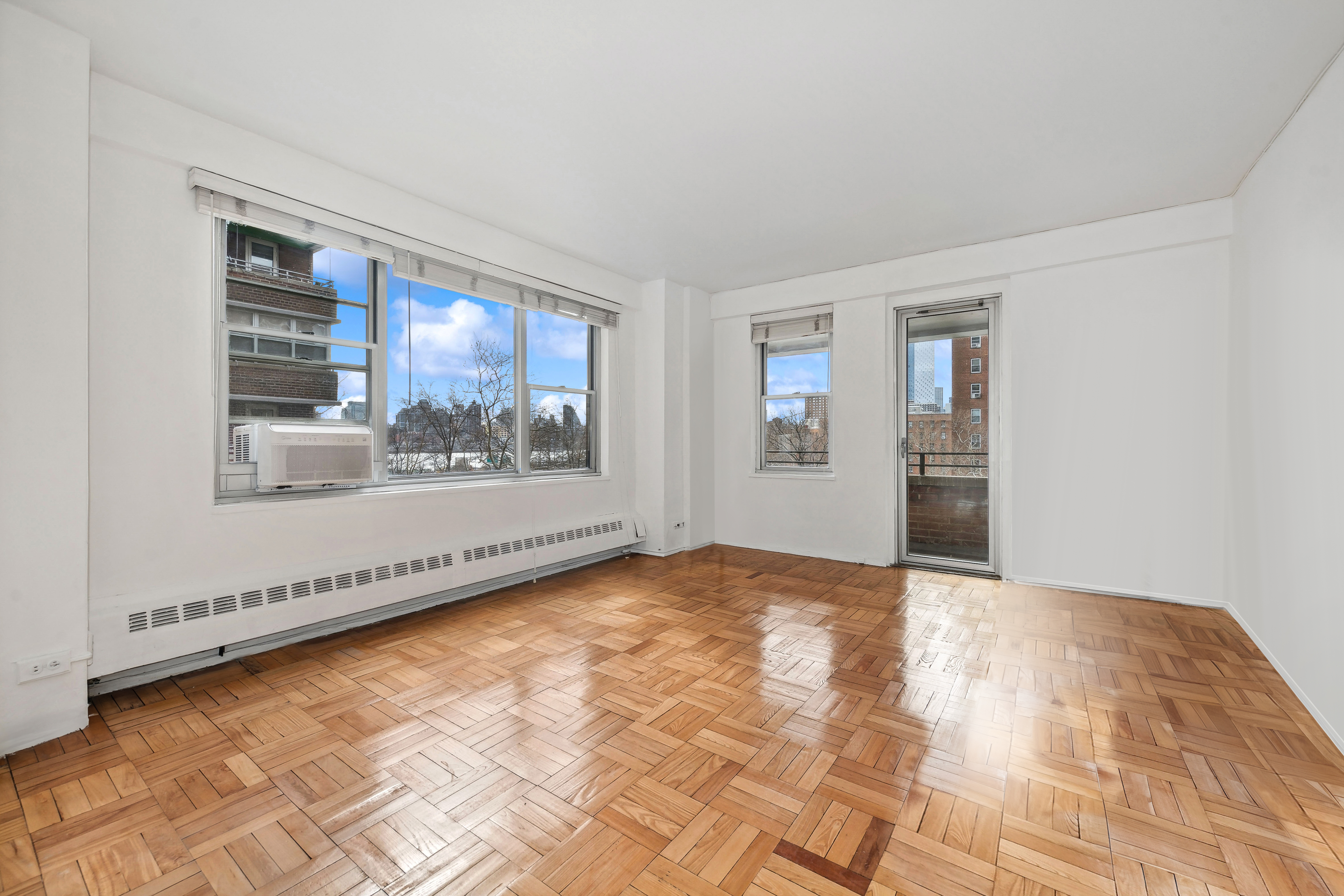 Photo 1 of 455 FDR Drive B502, Lower East Side, NYC, $785,000, Web #: 1063194697