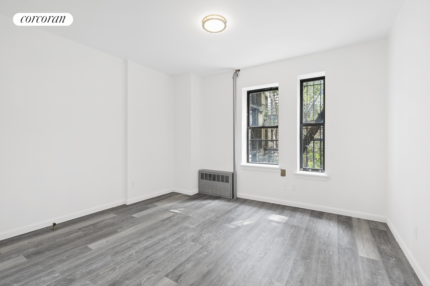 98 AVE C, New York, NY 10009, 1 Bedroom Bedrooms, 3 Rooms Rooms,1 BathroomBathrooms,Residential,For Sale,AVE C,RPLU-33422913535