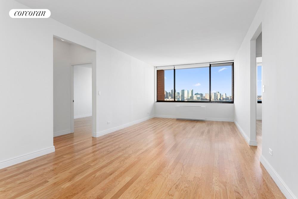 380 Rector Place 18A, Battery Park City, Downtown, NYC - 2 Bedrooms  
2 Bathrooms  
4 Rooms - 