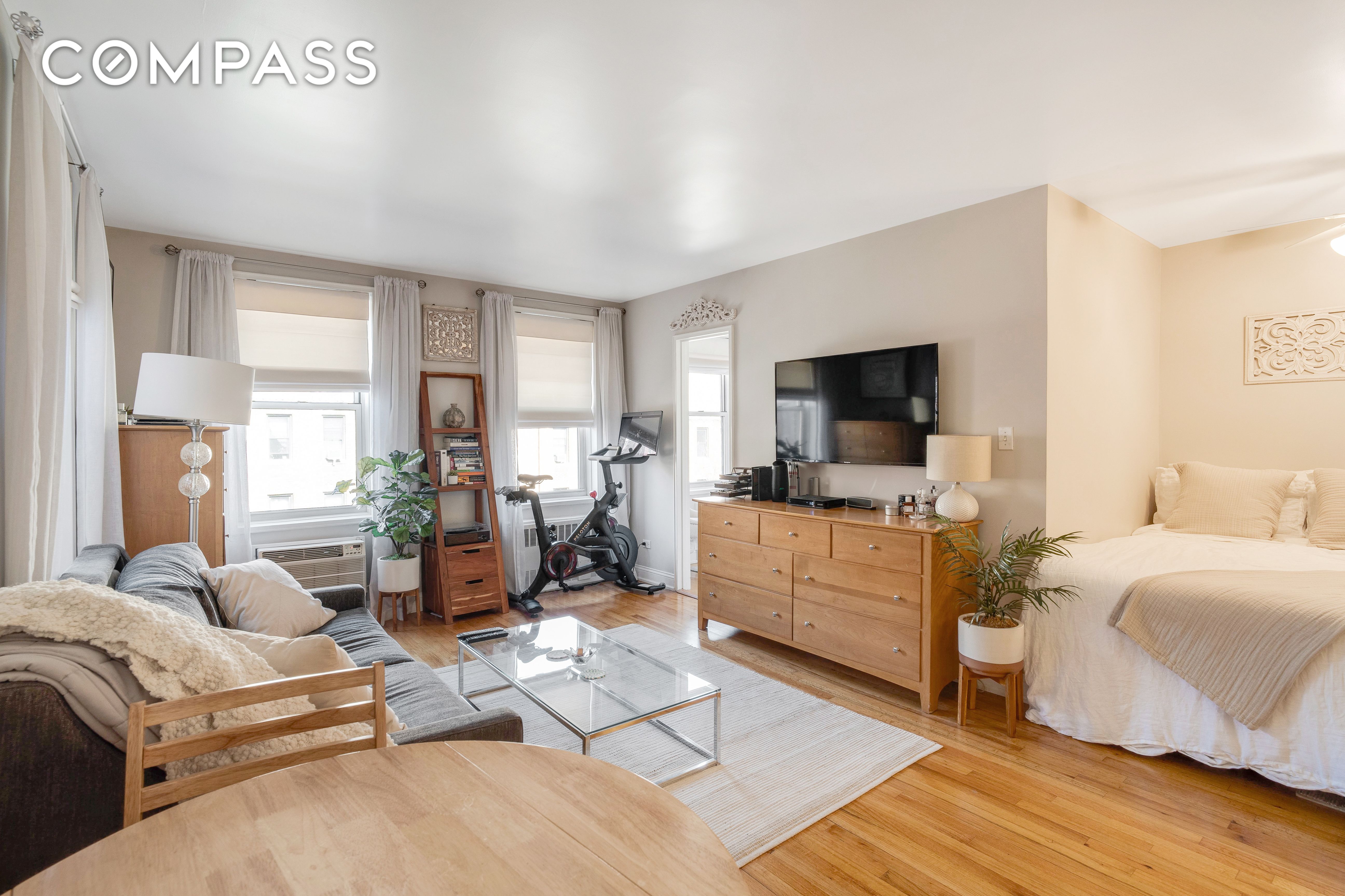 302 East 88th Street 6E, Upper East Side, Upper East Side, NYC - 1 Bathrooms  
2 Rooms - 