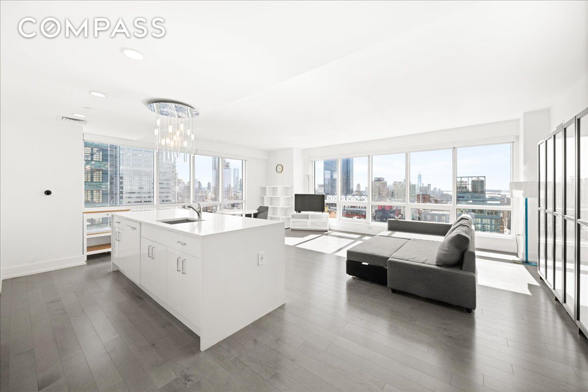 Photo 1 of 350 West 42nd Street 36G, Midtown West, NYC, $2,150,000, Web #: 1063276455
