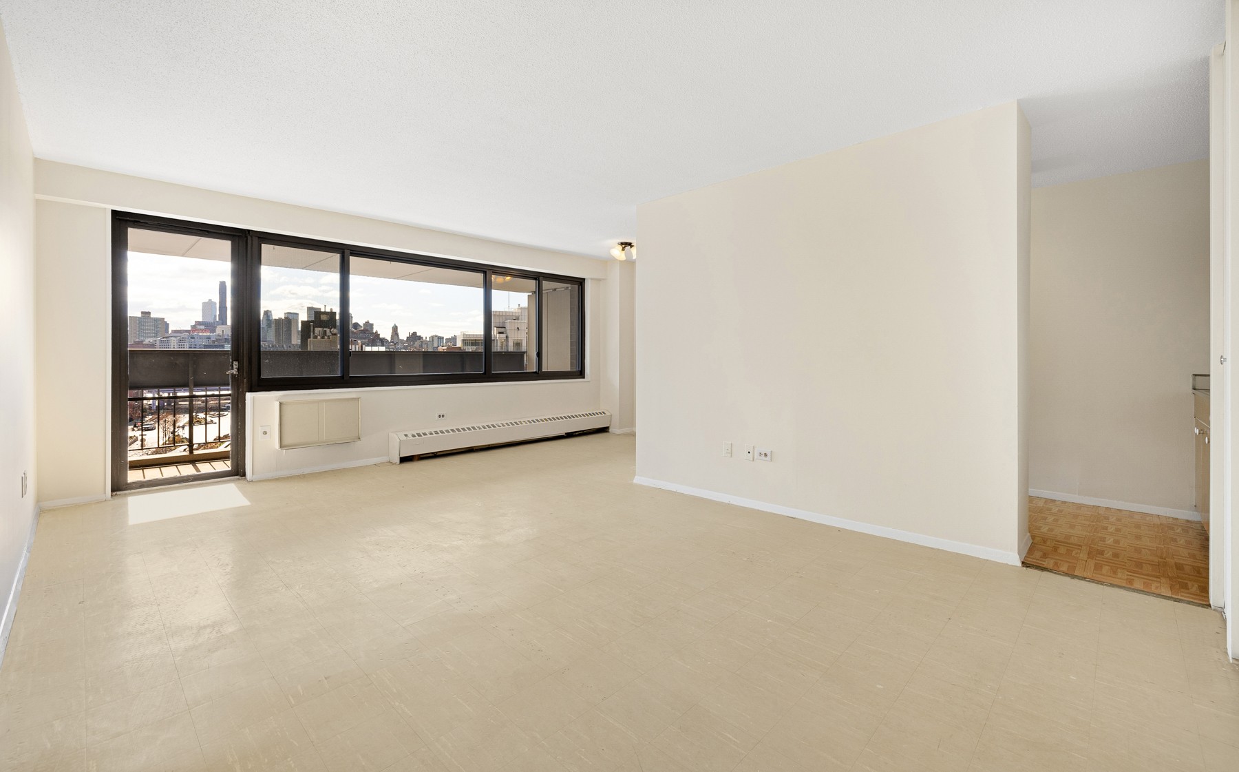 299 Pearl Street 6A, Financial District, Downtown, NYC - 2 Bedrooms  
1 Bathrooms  
4 Rooms - 