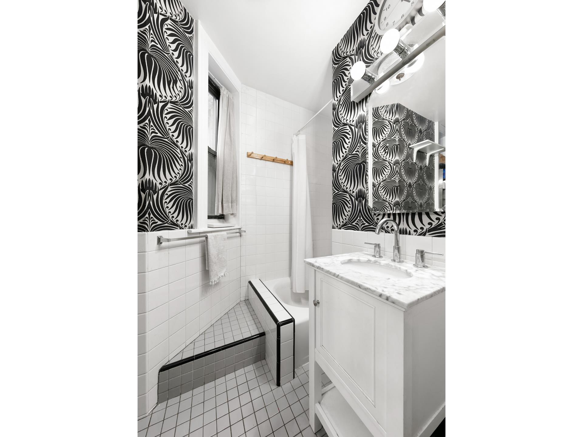 334 E 77TH Street, New York, NY 10075, 1 Bedroom Bedrooms, 3 Rooms Rooms,1 BathroomBathrooms,Residential,For Sale,77TH,RPLU-5122924357