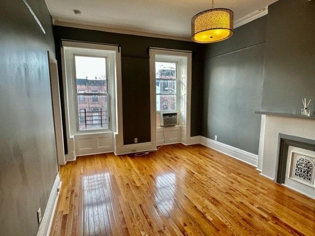 571 Macon Street 3F, Central Brooklyn, Brooklyn, New York - 1 Bedrooms  
1 Bathrooms  
3 Rooms - 