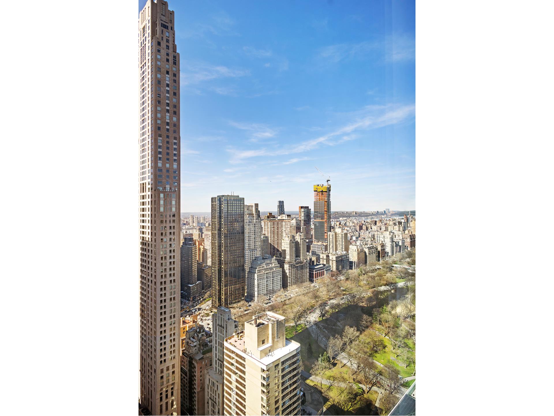 157 West 57th Street 50B, Central Park South, Midtown West, NYC - 2 Bedrooms  
2.5 Bathrooms  
4 Rooms - 