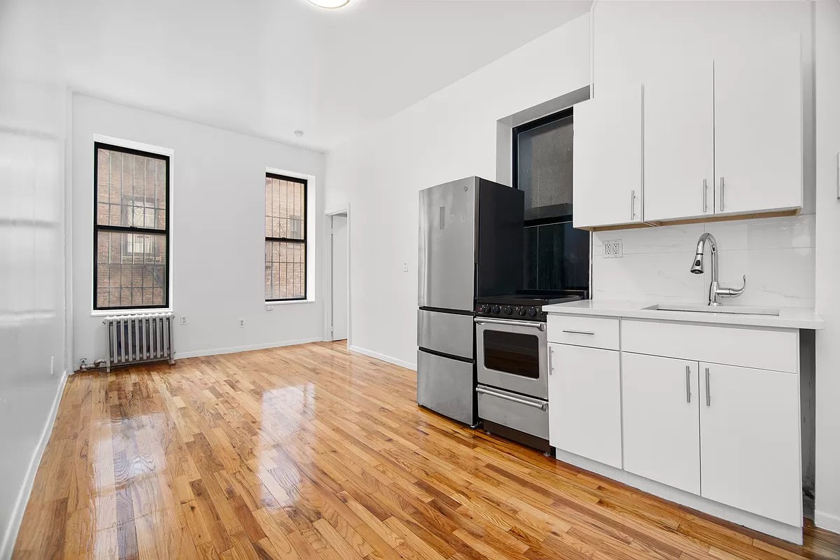 284 Mulberry Street 4, Nolita, Downtown, NYC - 1 Bedrooms  
1 Bathrooms  
3 Rooms - 