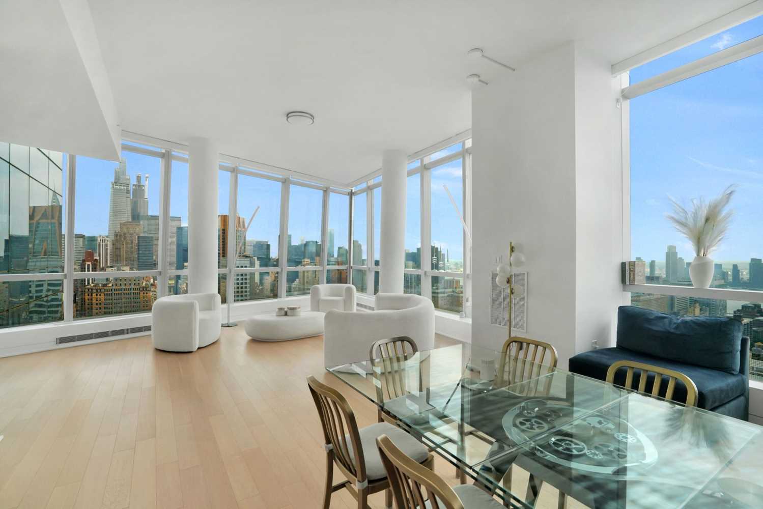 400 Park Avenue Ph1, Nomad, Downtown, NYC - 5 Bedrooms  
5.5 Bathrooms  
14 Rooms - 