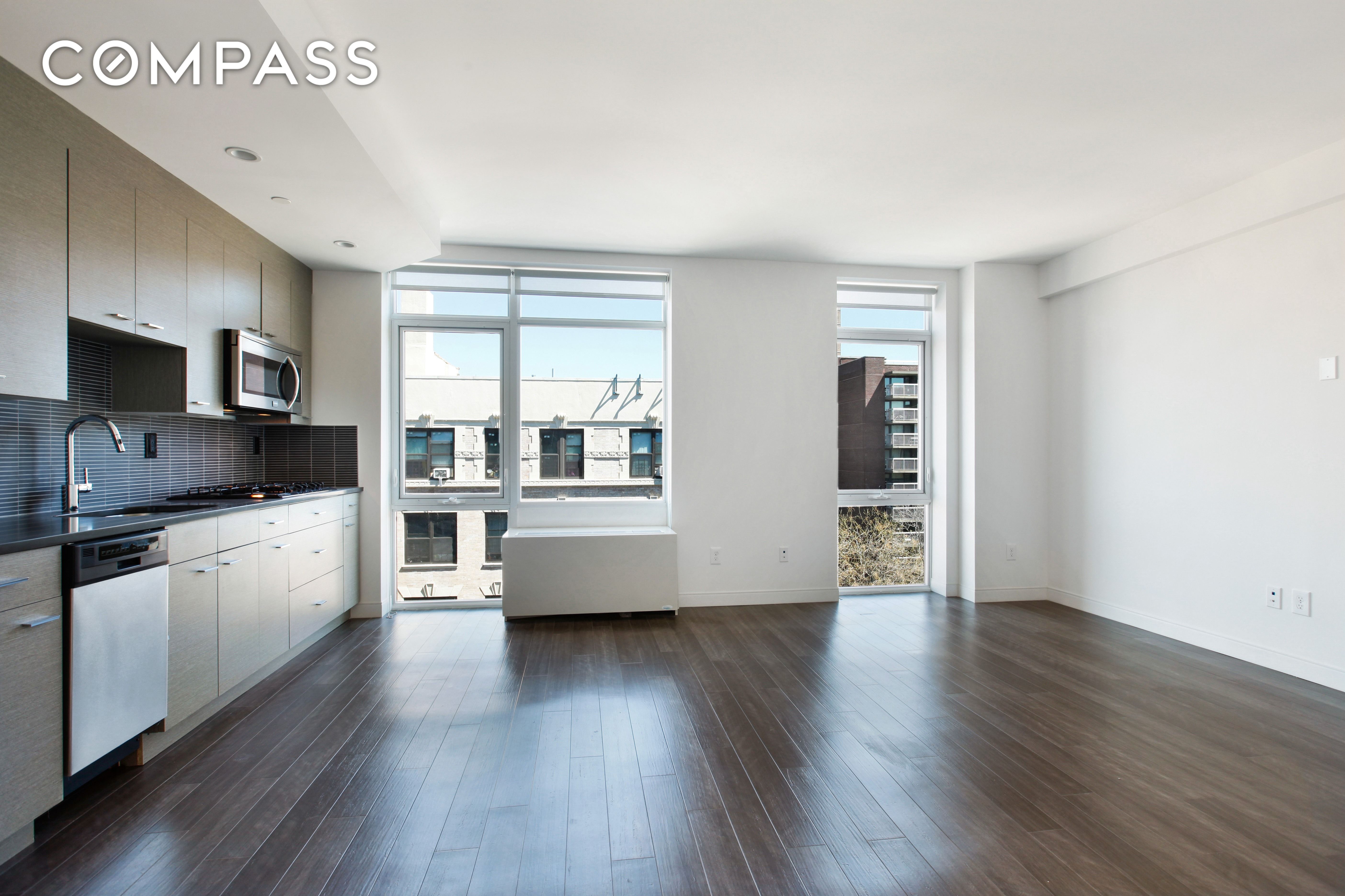 185 Ave B 4D, East Village, Downtown, NYC - 1 Bathrooms  
2 Rooms - 