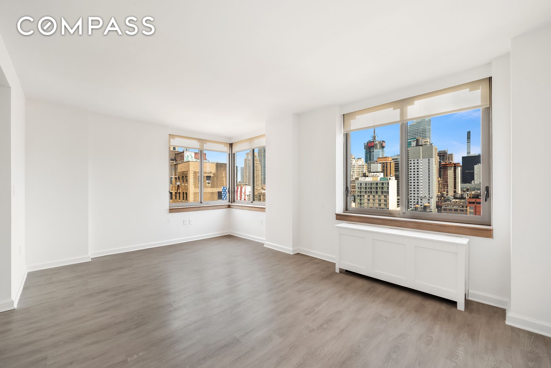 Photo 1 of 35 West 33rd Street 29A, Midtown West, NYC, $4,250, Web #: 1063436457
