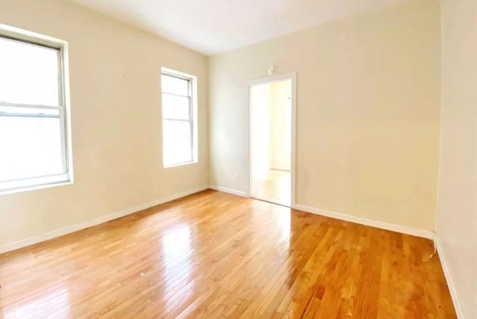 22 St Nicholas Place 23, Hamilton Heights, Upper Manhattan, NYC - 2 Bedrooms  
1 Bathrooms  
4 Rooms - 