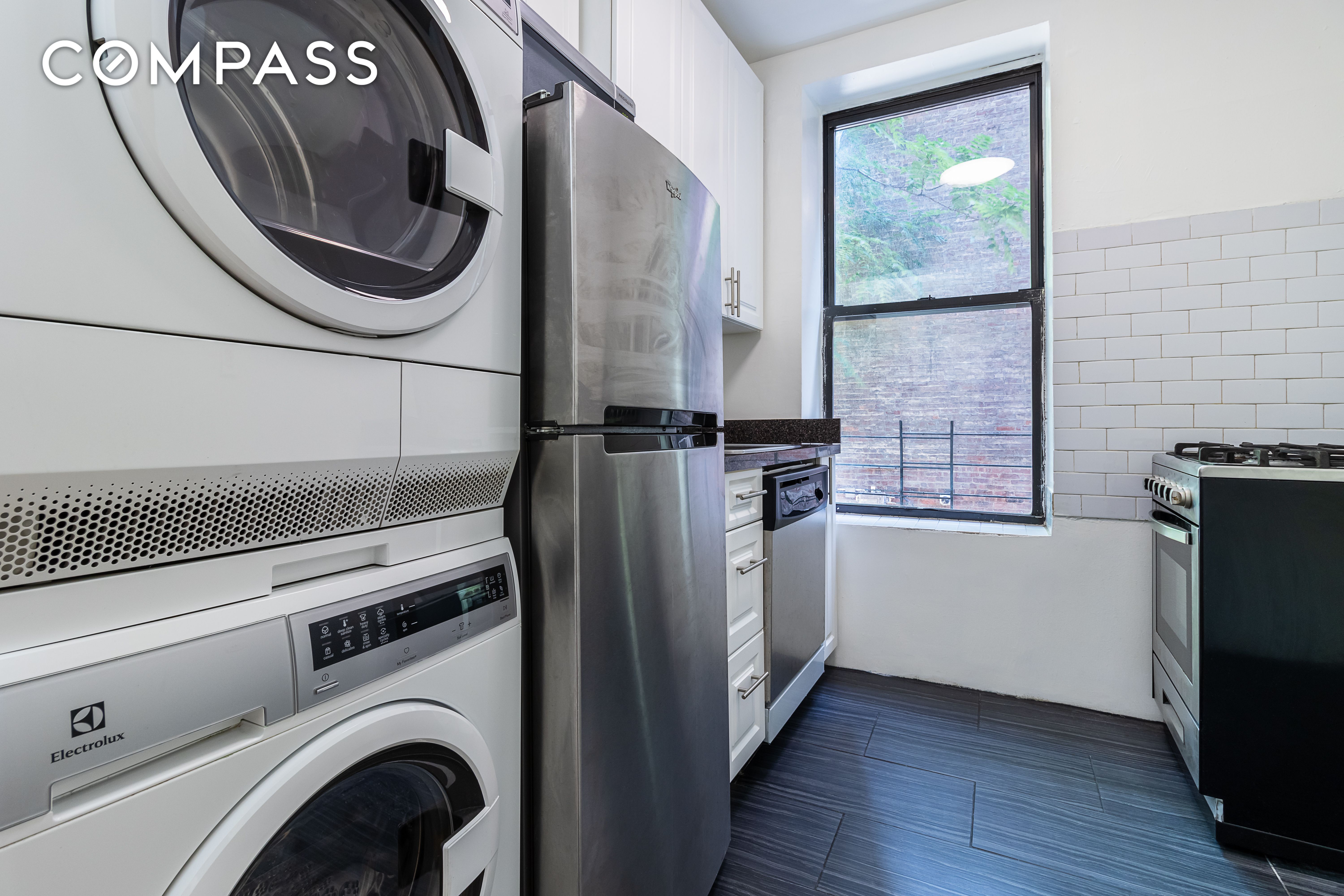 28 Macombs Place 4, Central Harlem, Upper Manhattan, NYC - 1 Bedrooms  
1 Bathrooms  
4 Rooms - 