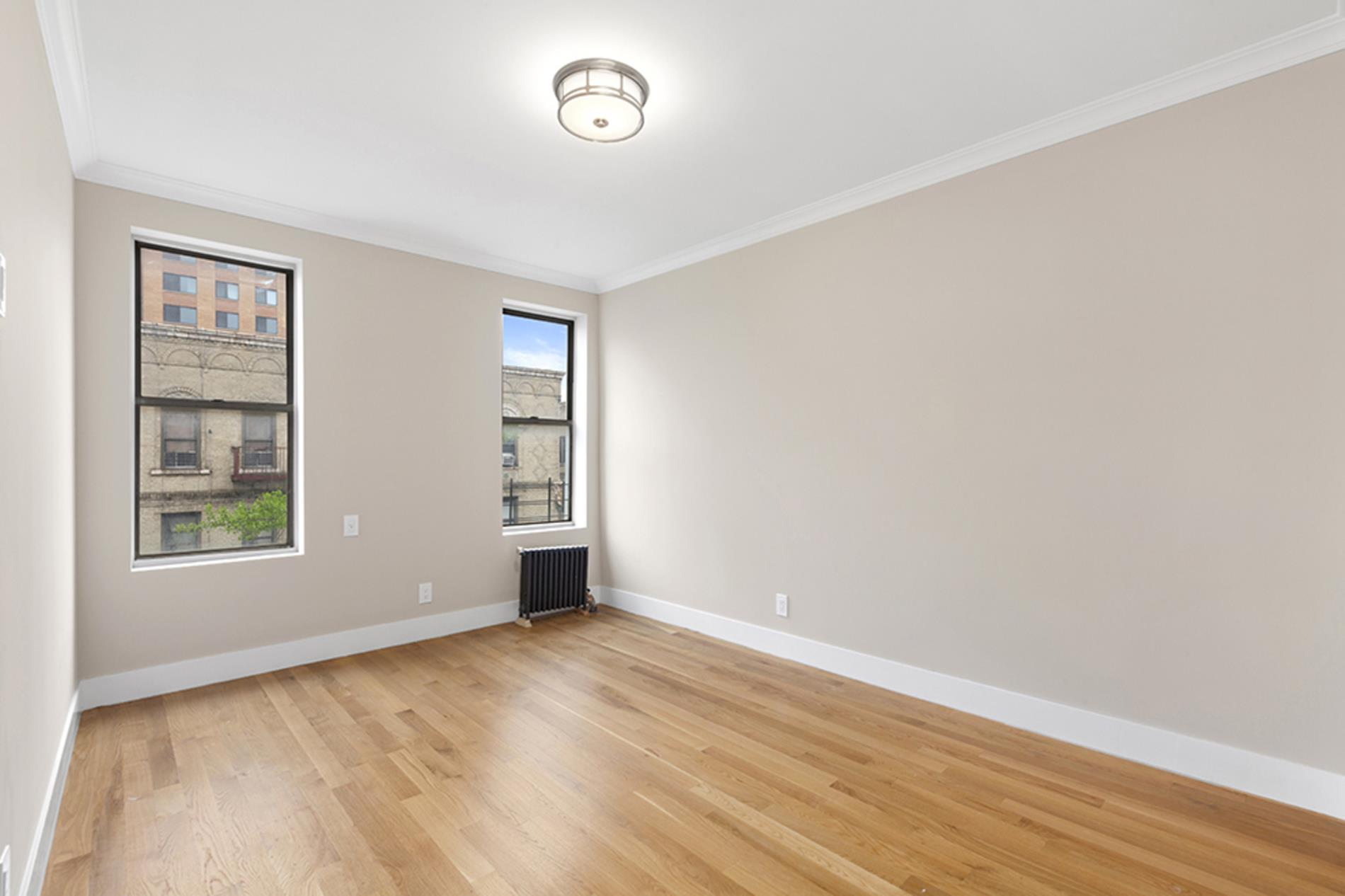 811 Walton Avenue, New York, NY 10451, 2 Bedrooms Bedrooms, 4 Rooms Rooms,1 BathroomBathrooms,Residential,For Sale,Walton,OLRS-00011917498