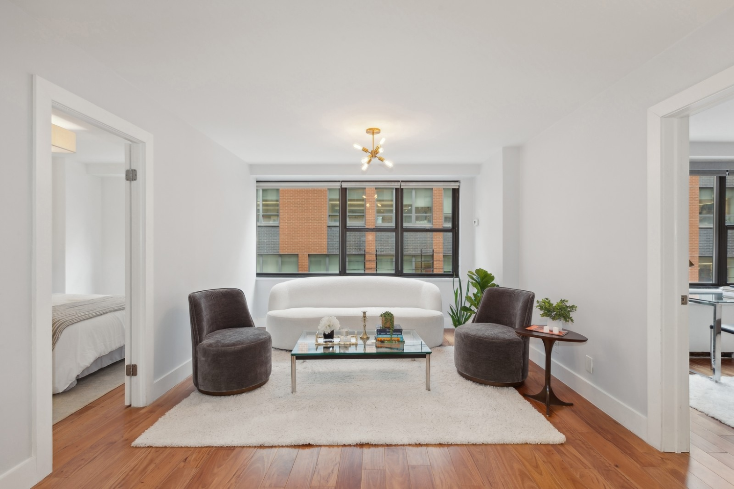 7 East 14th Street 701/703, Flatiron, Downtown, NYC - 2 Bedrooms  
2 Bathrooms  
5 Rooms - 