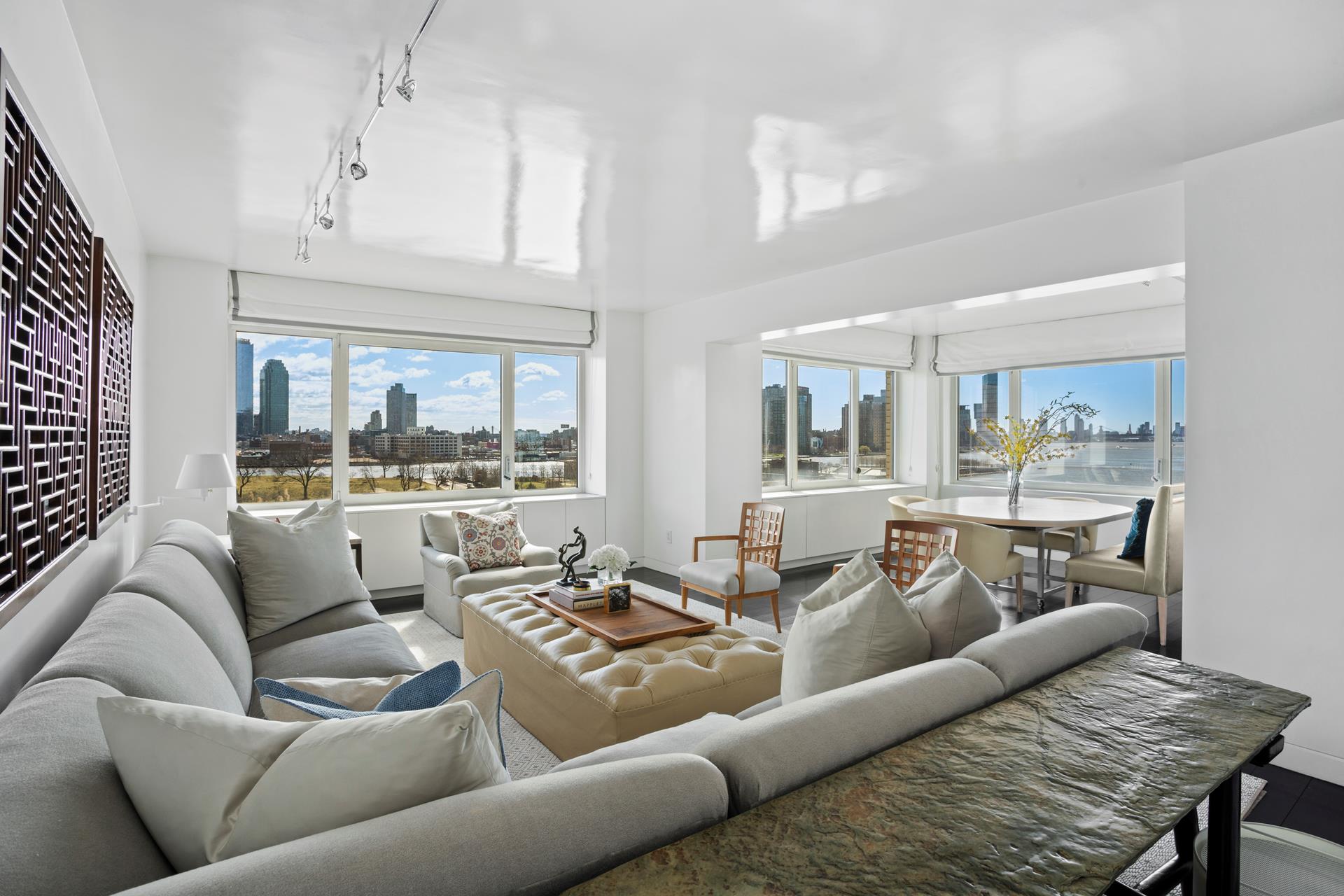 45 Sutton Place 9F, Sutton, Midtown East, NYC - 3 Bedrooms  
2.5 Bathrooms  
7 Rooms - 
