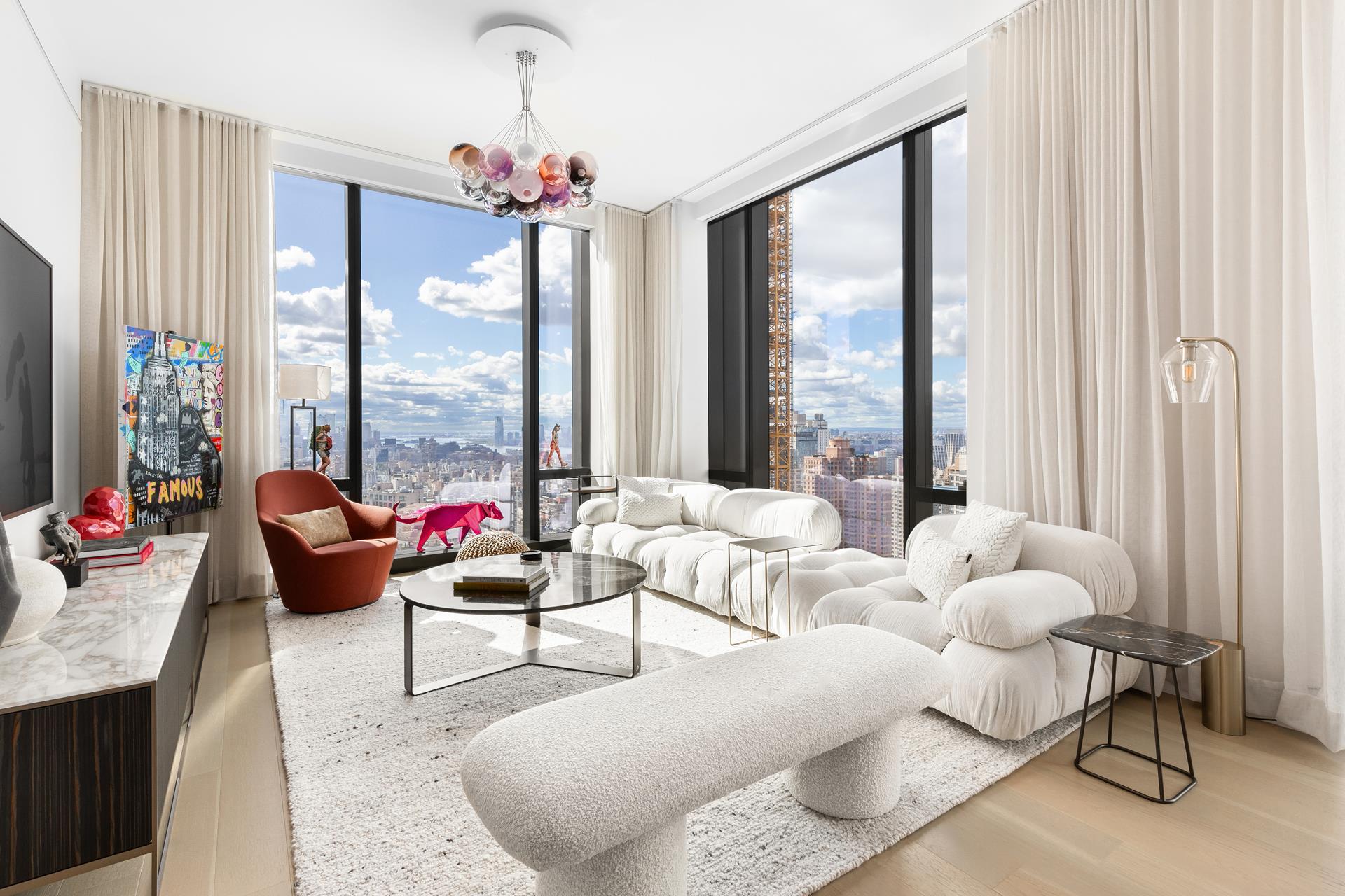 277 5th Avenue 41C, Nomad, Downtown, NYC - 2 Bedrooms  
2.5 Bathrooms  
4 Rooms - 