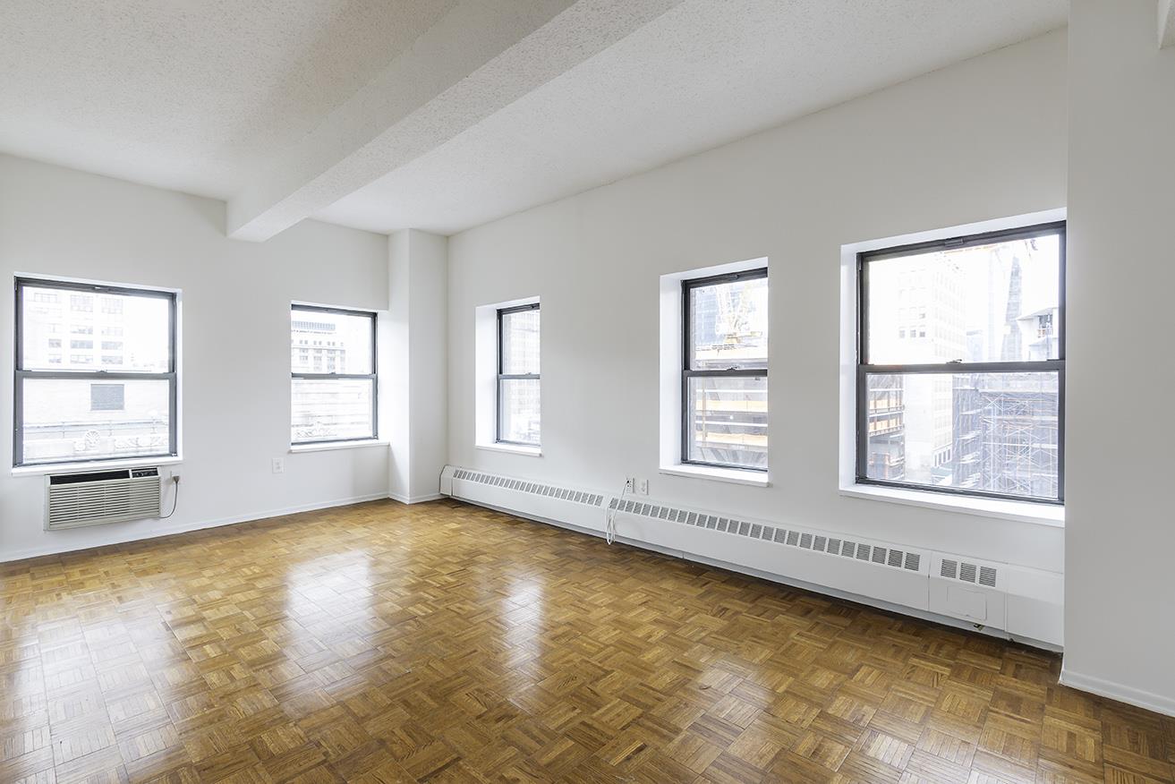 360 West 34th Street 11-U, Chelsea, Downtown, NYC - 1 Bedrooms  
1 Bathrooms  
3 Rooms - 