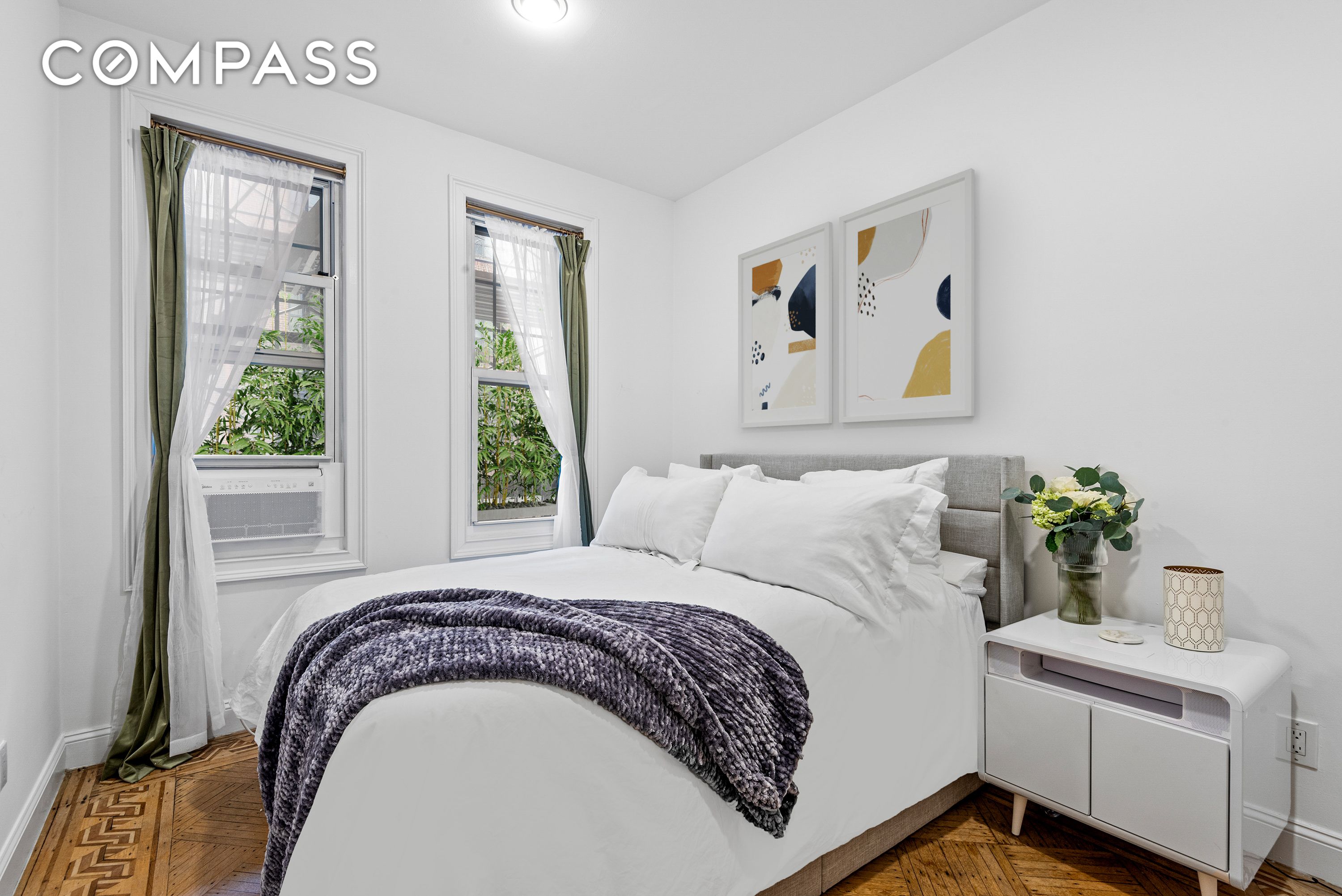 137 West 12th Street 33, West Village, Downtown, NYC - 1 Bedrooms  
1 Bathrooms  
4 Rooms - 