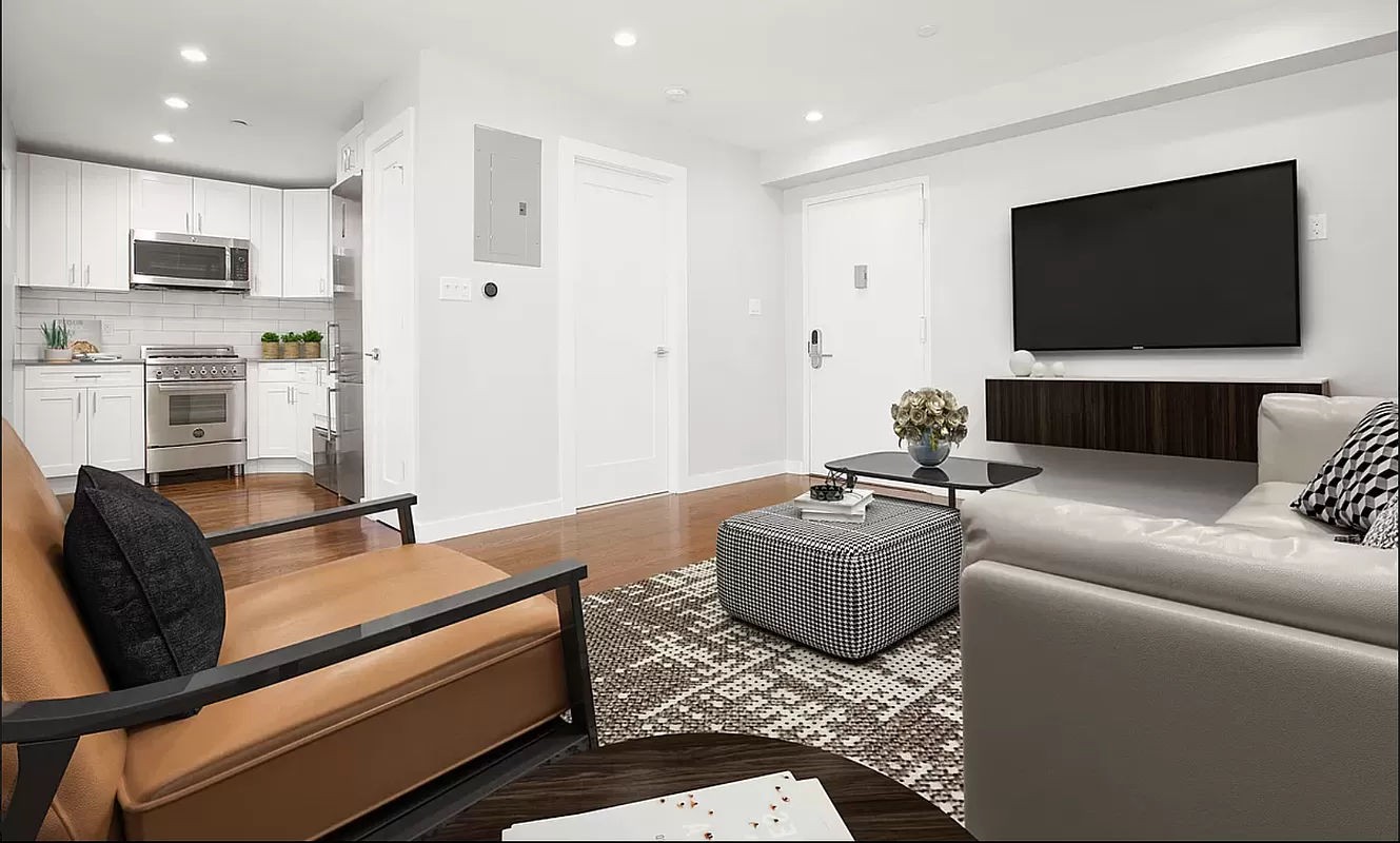 99 Suffolk Street 7B, Lower East Side, Downtown, NYC - 2 Bedrooms  
1 Bathrooms  
4 Rooms - 