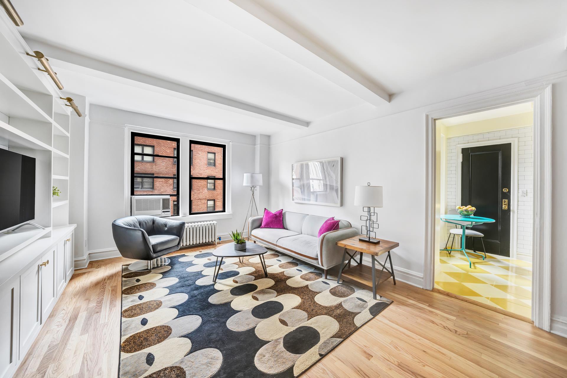 175 West 93rd Street 8E, Upper West Side, Upper West Side, NYC - 1 Bedrooms  
1 Bathrooms  
3 Rooms - 