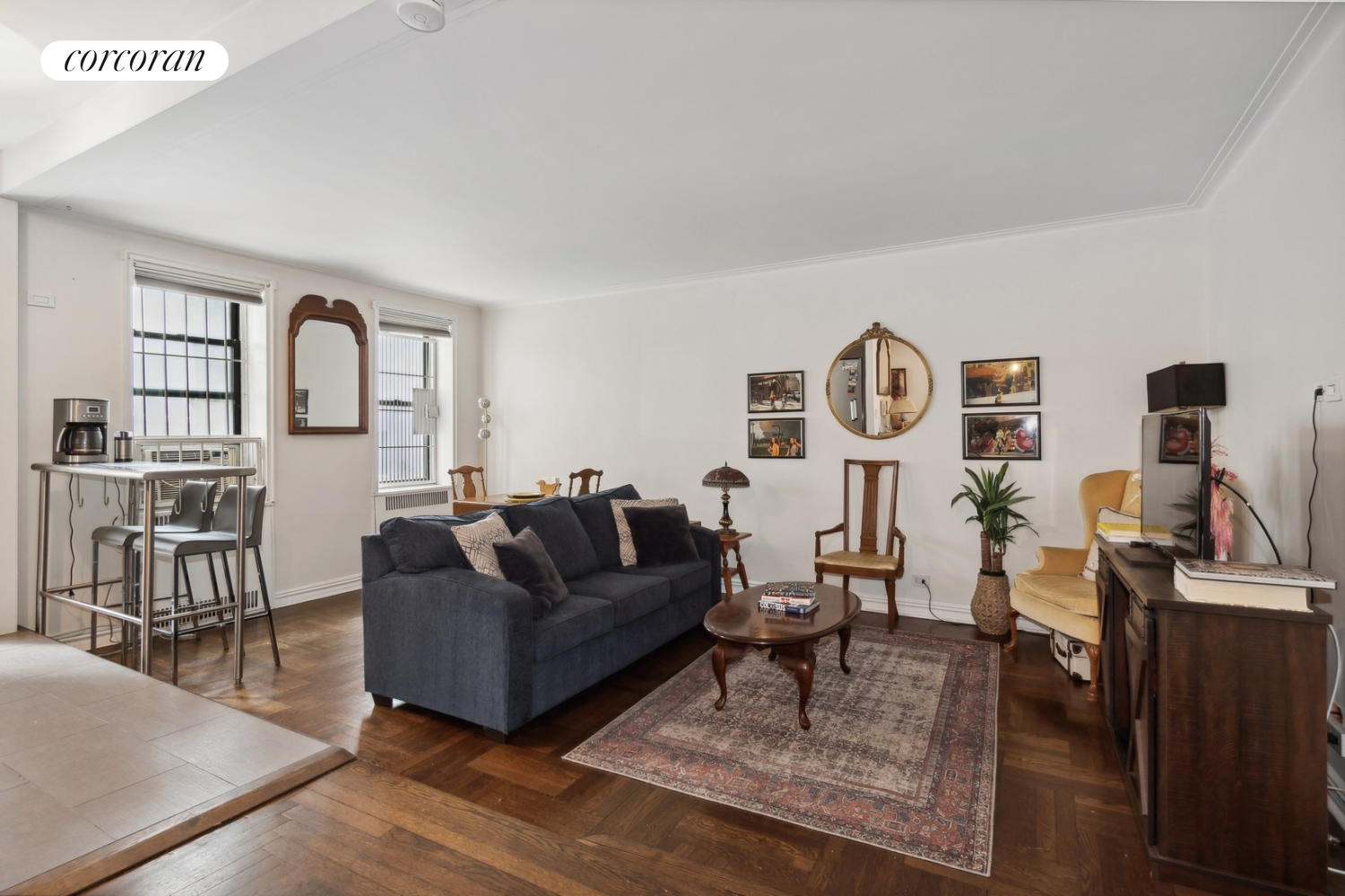 225 West 25th Street 1E, Chelsea, Downtown, NYC - 1 Bedrooms  
1 Bathrooms  
5 Rooms - 