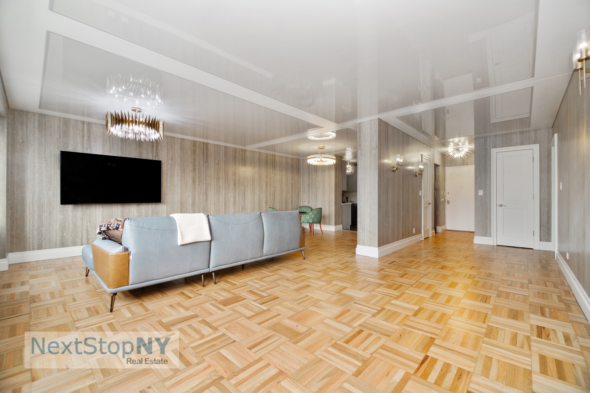 303 E 57TH Street, New York, NY 10022, 1 Bedroom Bedrooms, 4 Rooms Rooms,2 BathroomsBathrooms,Residential,For Sale,The Excelsior,57TH,RPLU-558722931878