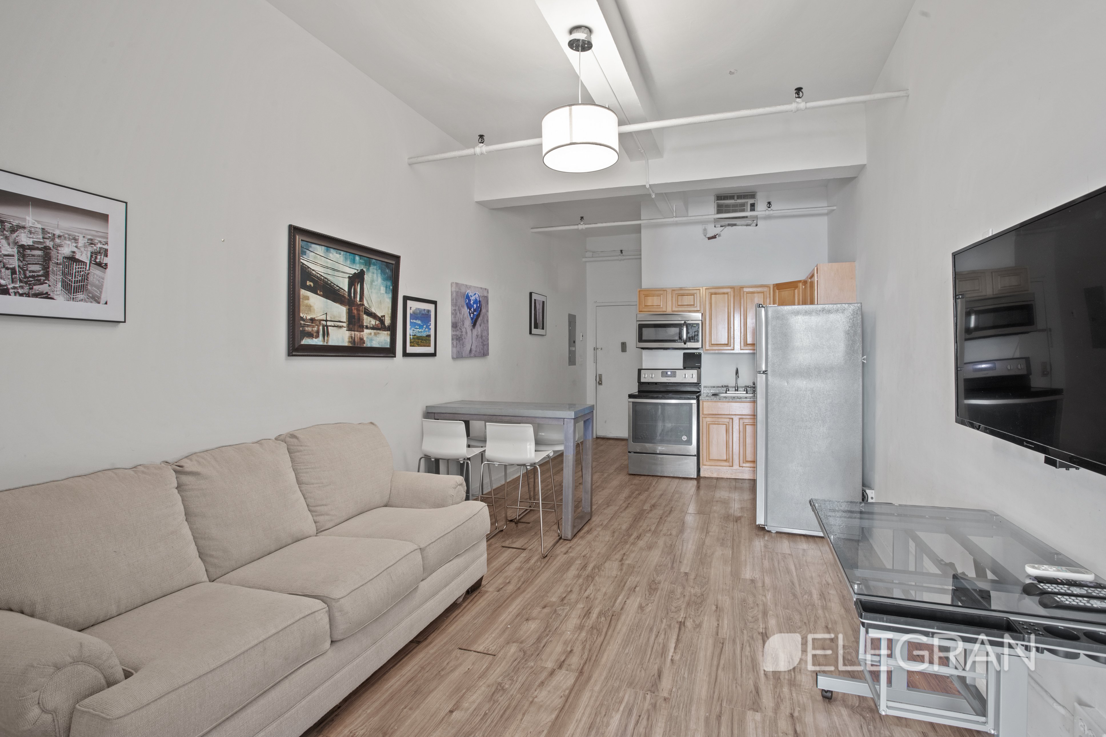 208 West 30th Street 403-A, Chelsea, Downtown, NYC - 1 Bedrooms  
1 Bathrooms  
3 Rooms - 
