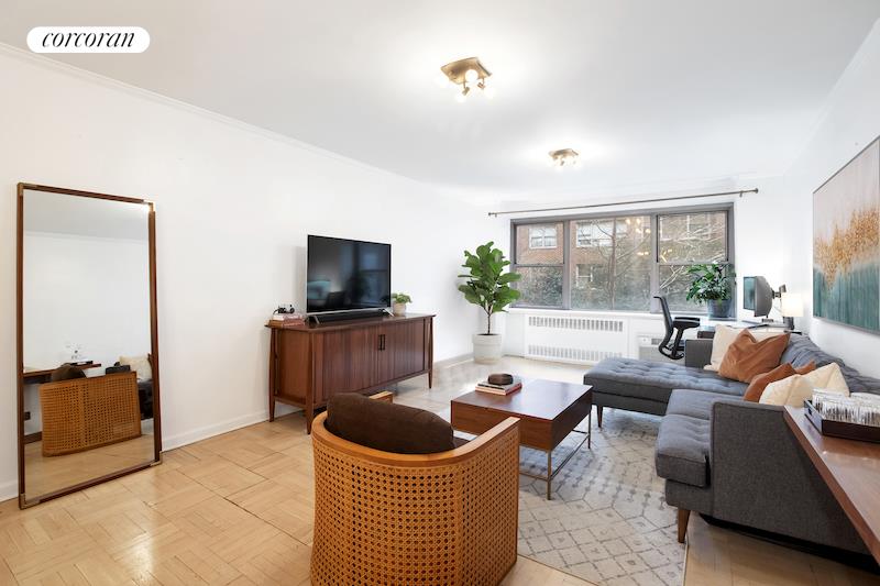 420 East 55th Street 2M, Sutton, Midtown East, NYC - 1 Bedrooms  
1 Bathrooms  
3 Rooms - 