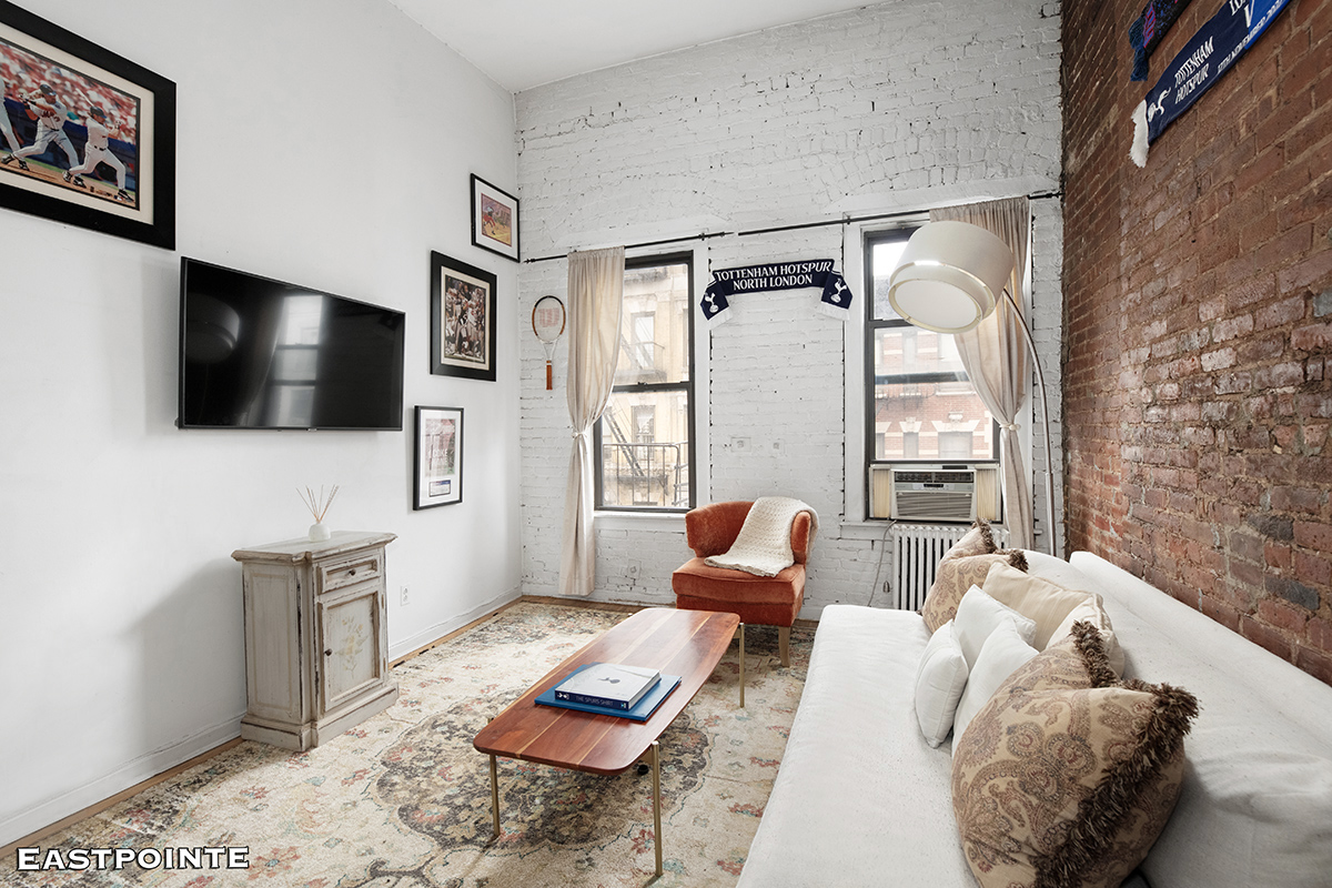 145 Sullivan Street 4D, Soho, Downtown, NYC - 1 Bathrooms  
2 Rooms - 