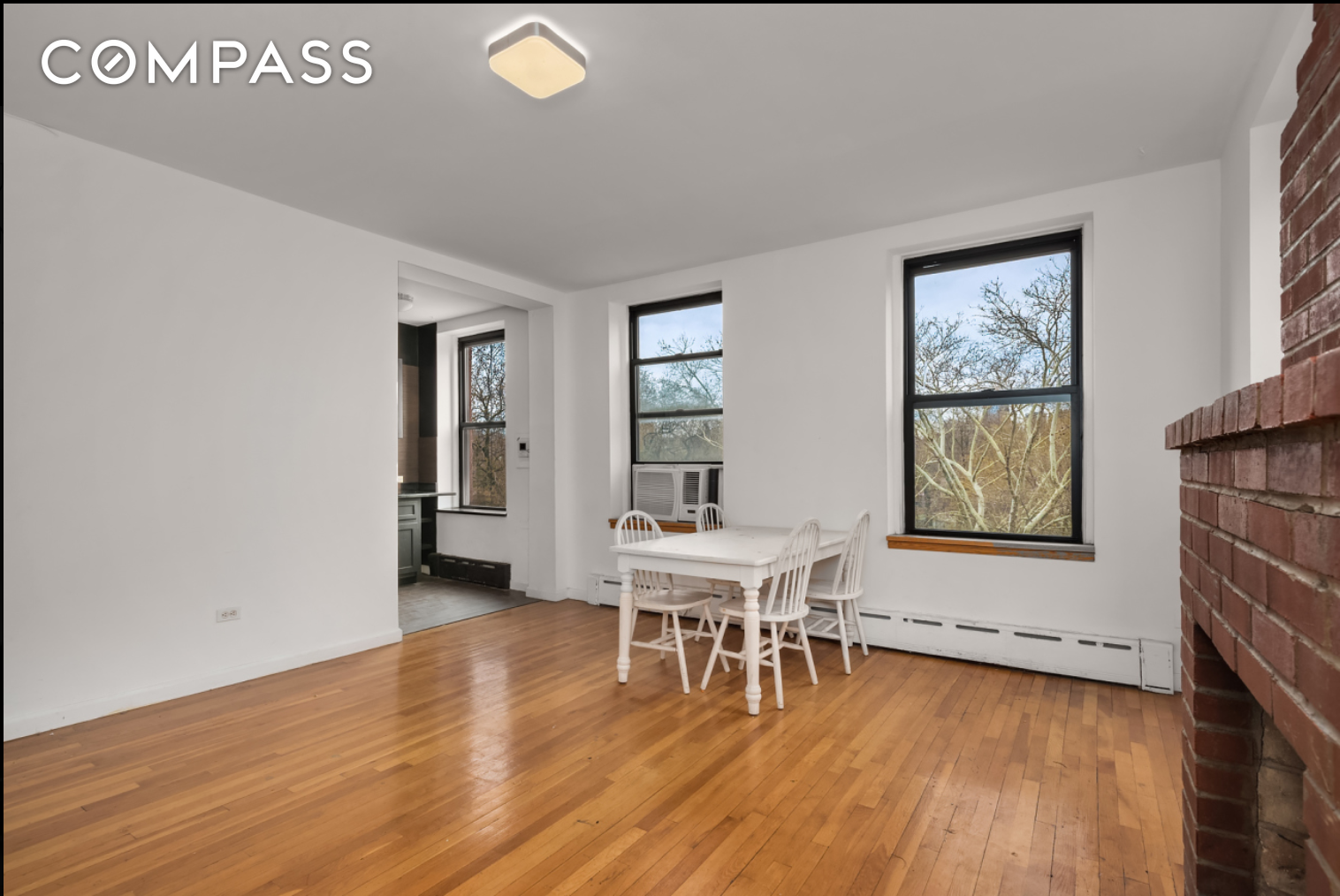 293 East 10th Street 4, East Village, Downtown, NYC - 2 Bedrooms  
1 Bathrooms  
5 Rooms - 