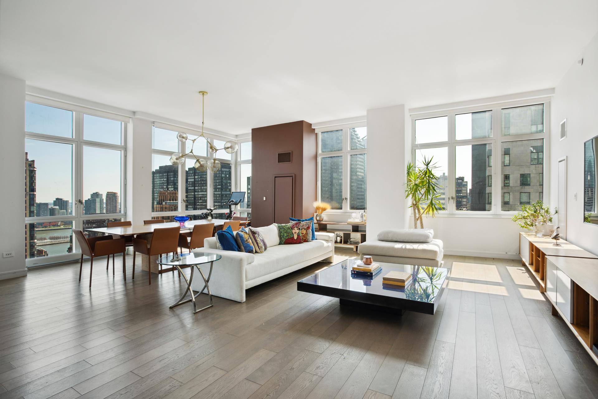 305 East 51st Street 24A, Turtle Bay, Midtown East, NYC - 3 Bedrooms  
3.5 Bathrooms  
6 Rooms - 