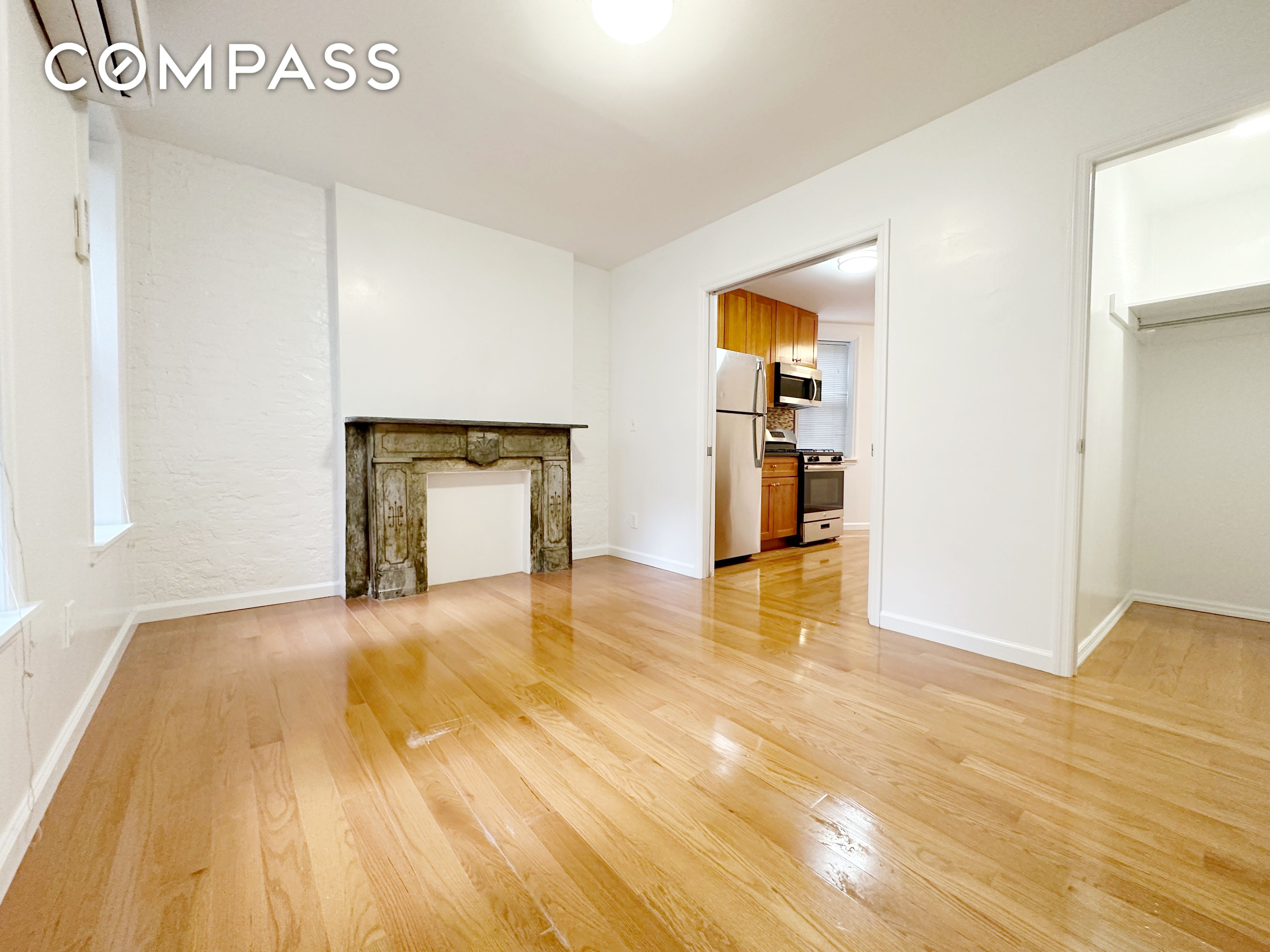 404 East 73rd Street 7, Upper East Side, Upper East Side, NYC - 1 Bedrooms  
1 Bathrooms  
3 Rooms - 