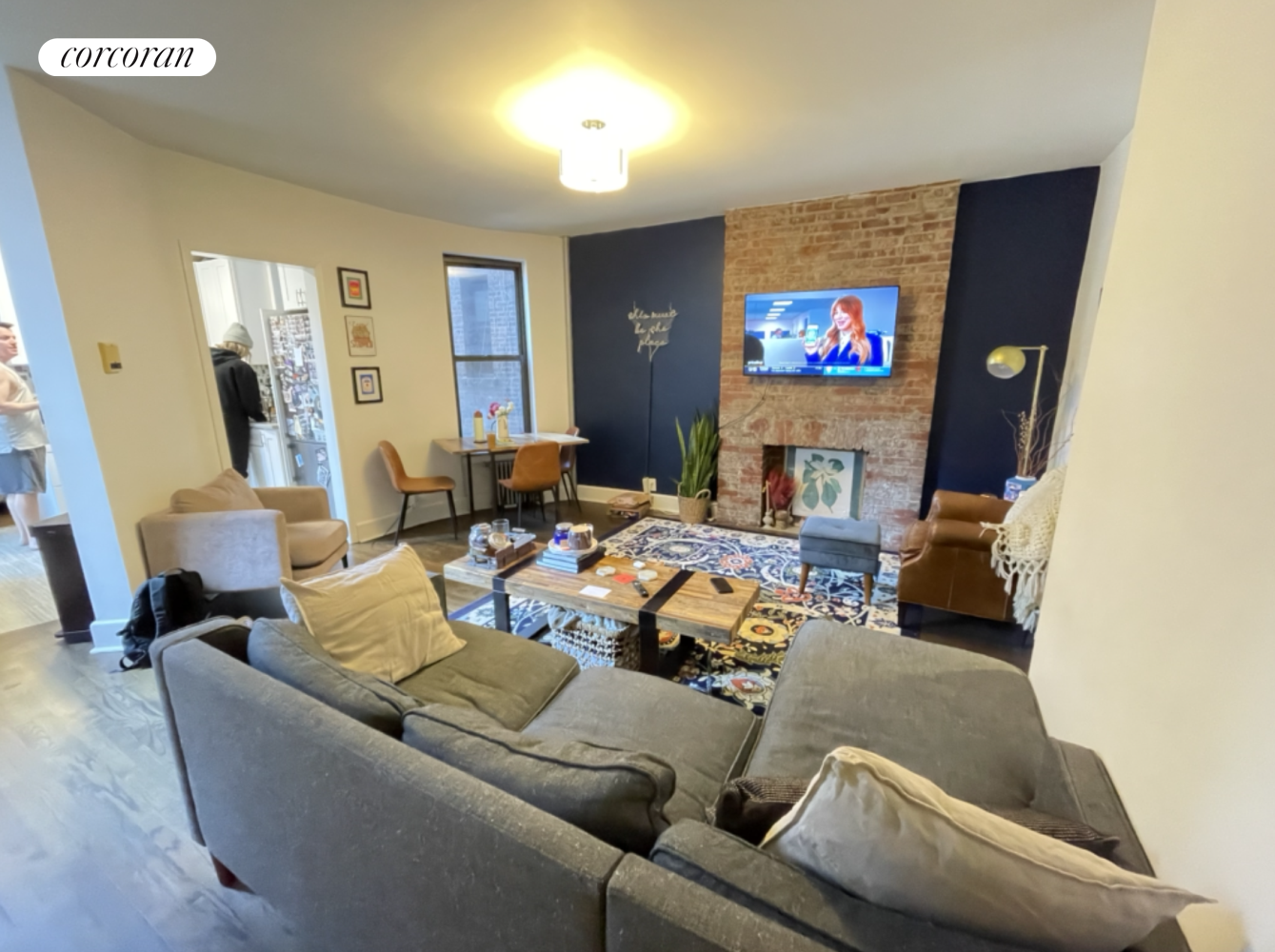 Photo 1 of 322 West 47th Street 2R, Midtown West, NYC, $3,895, Web #: 1064834316