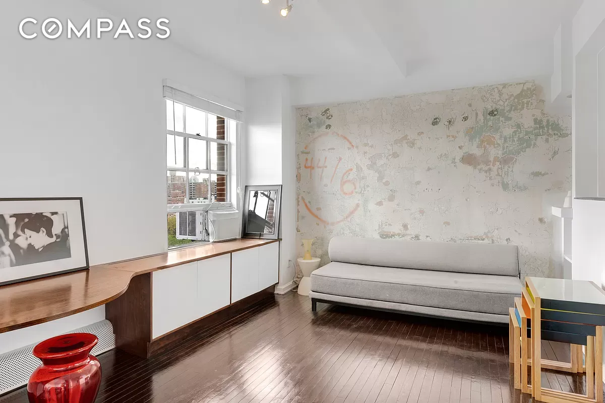 Photo 1 of 143 Ave B 9C, East Village, NYC, $649,000, Web #: 1064849580