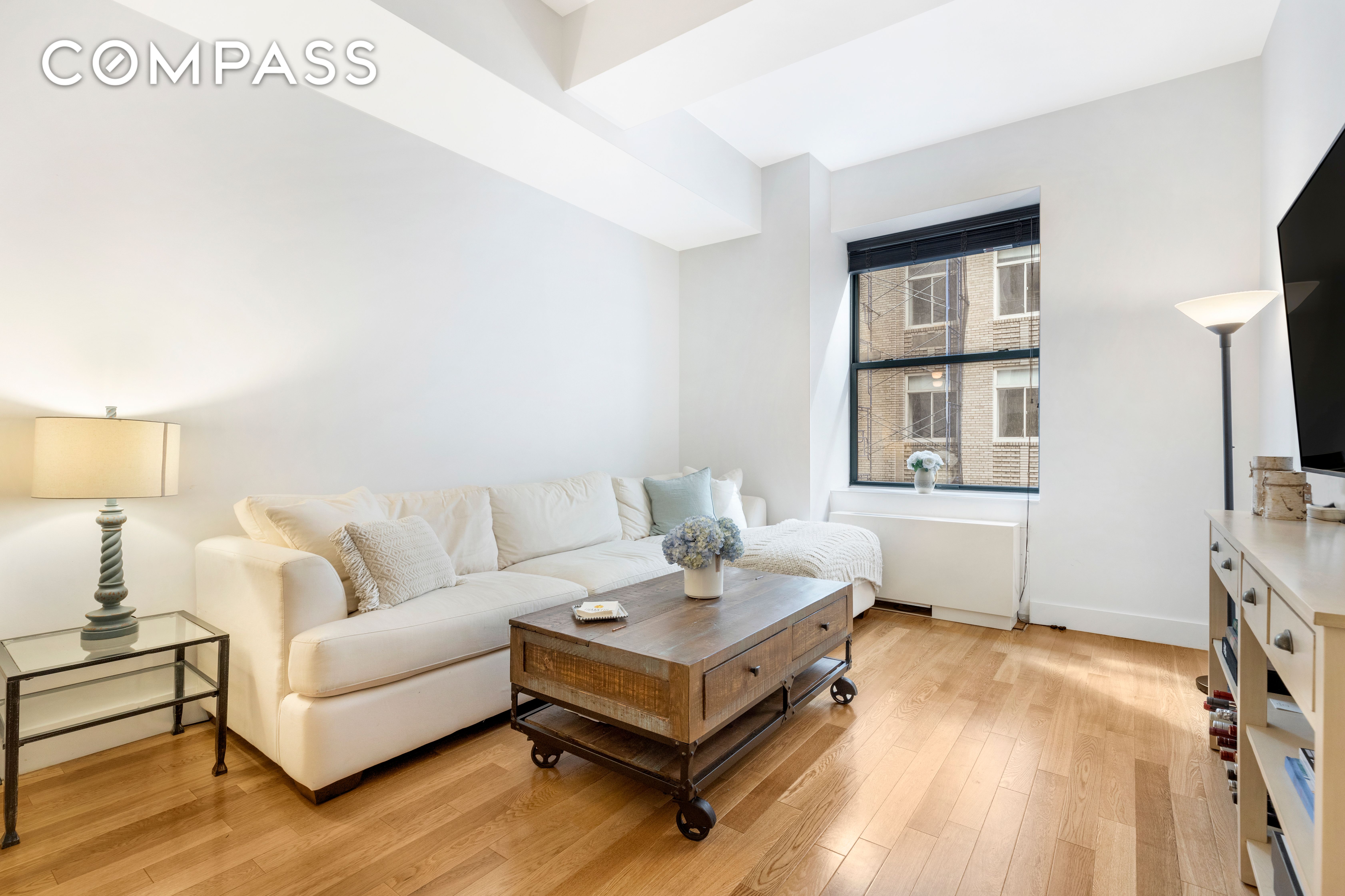 99 John Street 910, Financial District, Downtown, NYC - 1 Bedrooms  
1 Bathrooms  
3 Rooms - 