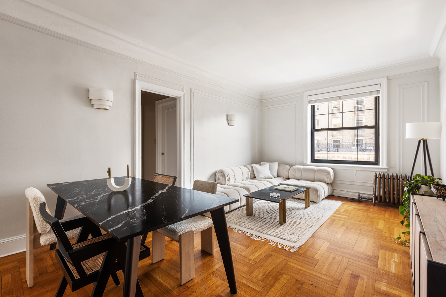 Photo 1 of 35 Clark Street F3, Brooklyn Heights, New York, $905,000, Web #: 1064903320