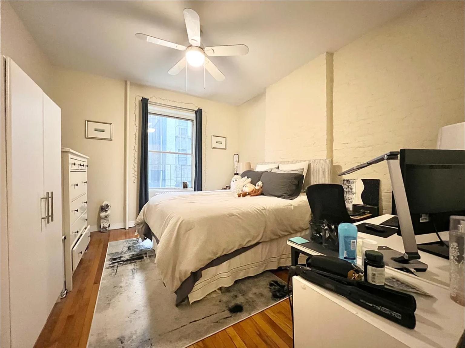 330 East 73rd Street 8, Upper East Side, Upper East Side, NYC - 1 Bedrooms  
1 Bathrooms  
3 Rooms - 