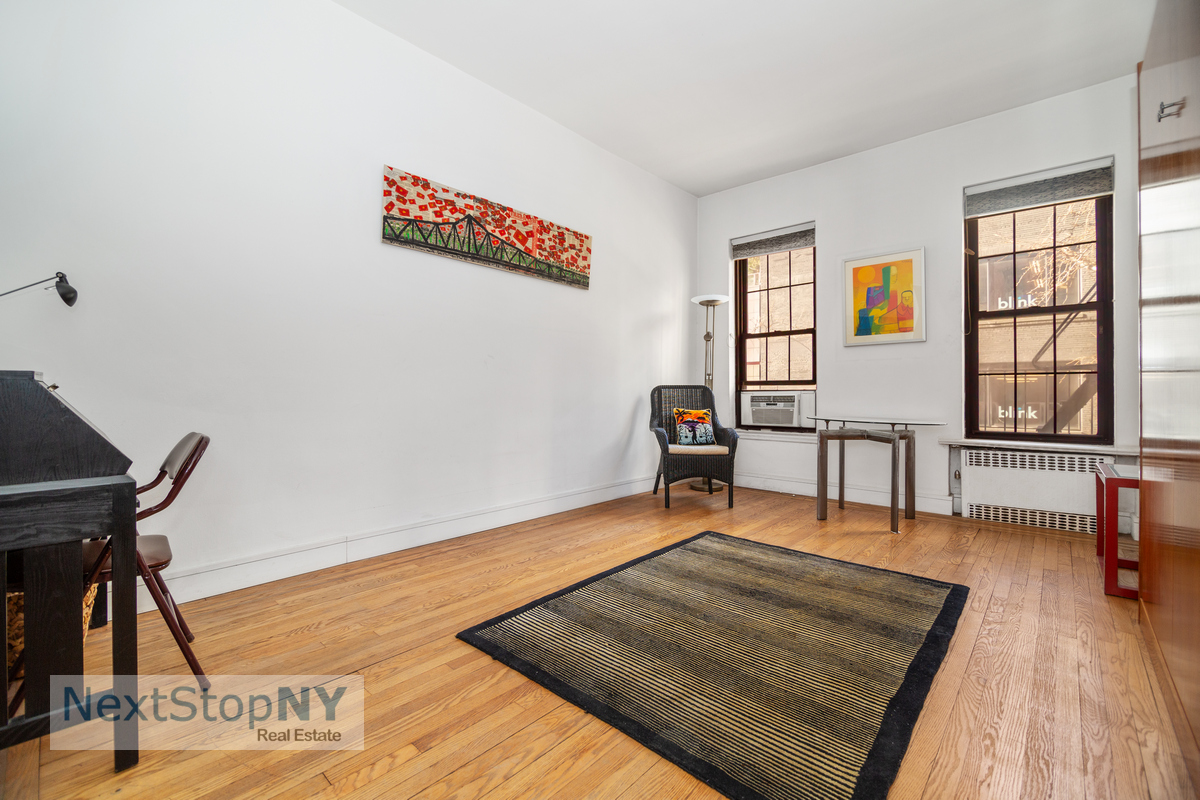 Photo 1 of 235 East 54th Street 2D, Midtown East, NYC, $2,250, Web #: 1064923131