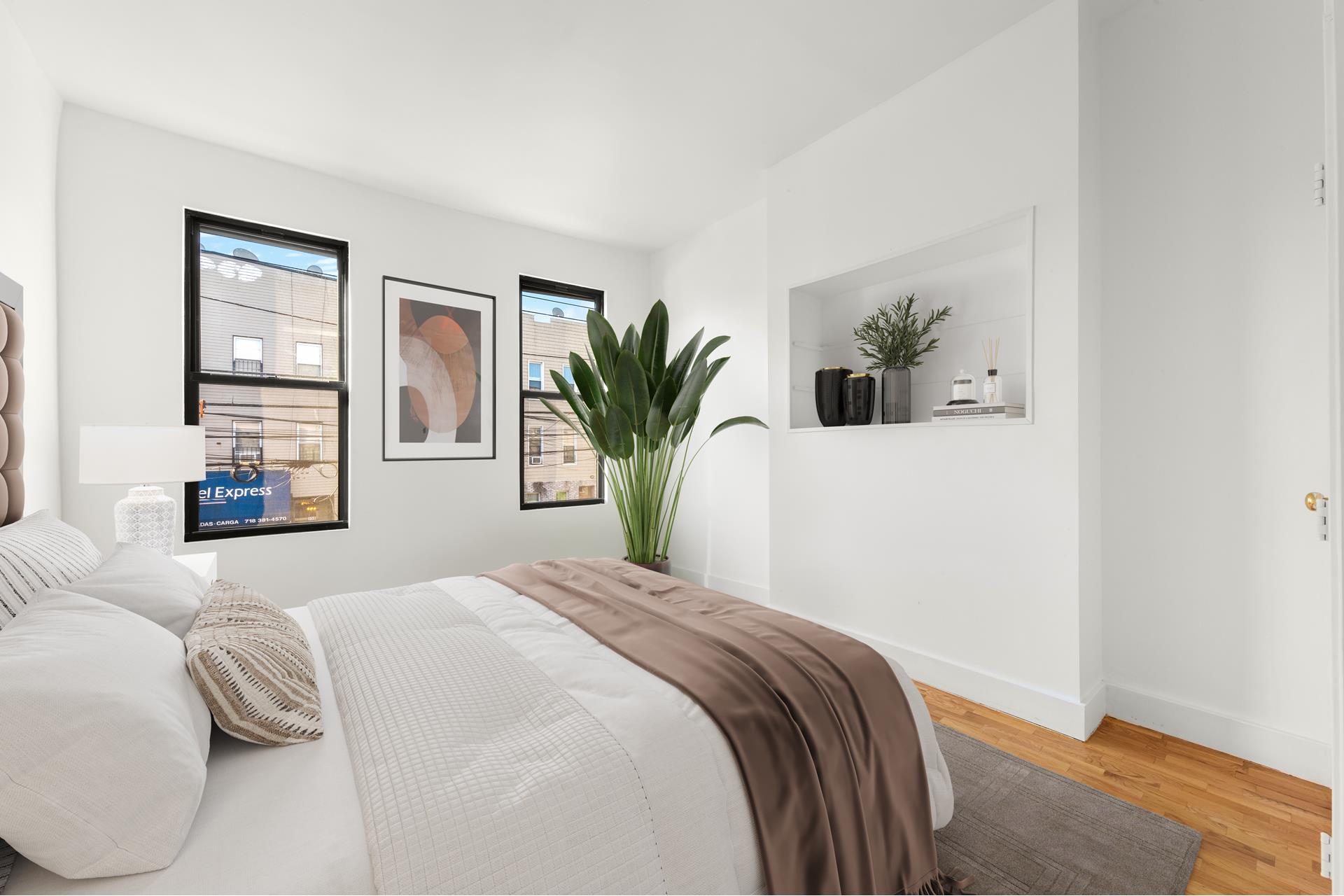 195 Wyckoff Avenue 2B, Bushwick, Brooklyn, New York - 2 Bedrooms  
2 Bathrooms  
3 Rooms - 