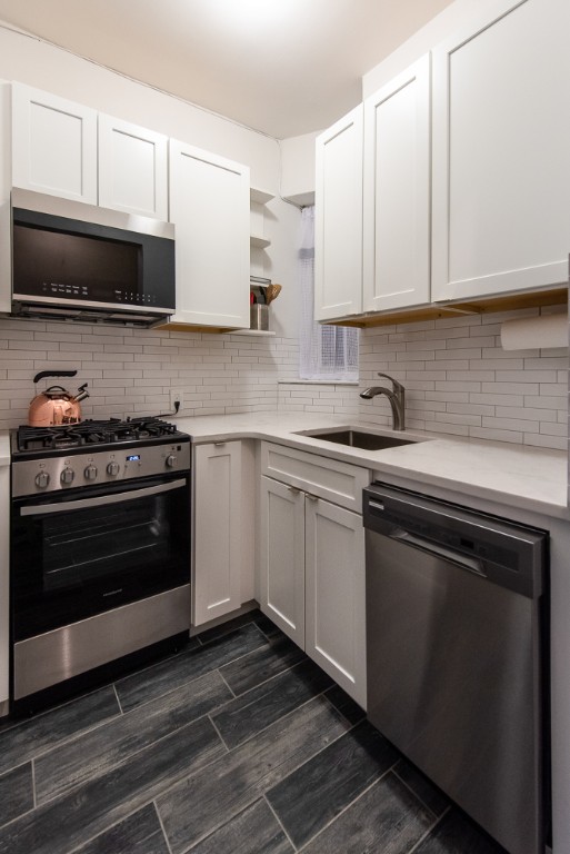 519 East 81st Street 1B, Yorkville, Upper East Side, NYC - 1 Bedrooms  
1 Bathrooms  
3 Rooms - 