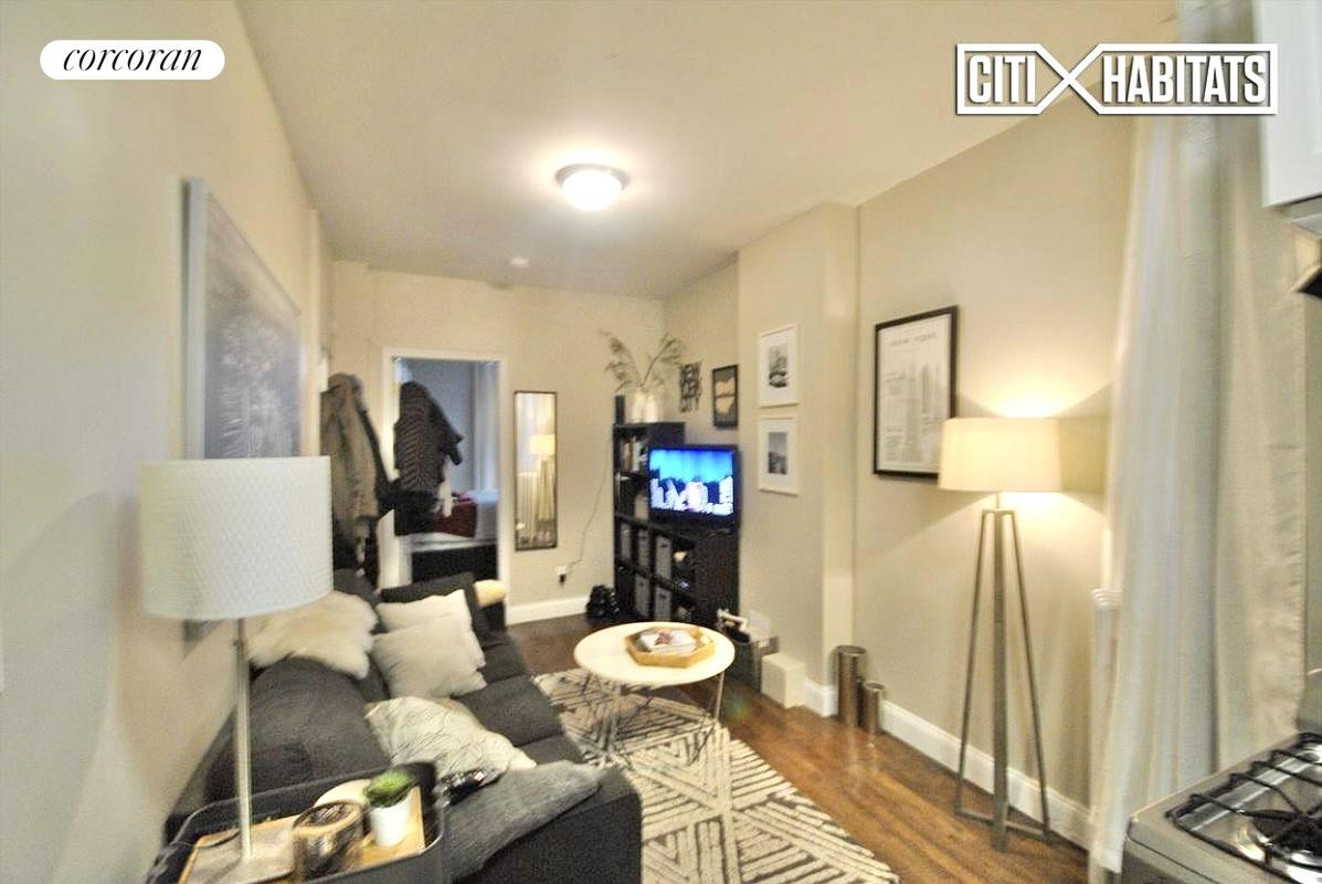 507 East 81st Street 10, Yorkville, Upper East Side, NYC - 1 Bedrooms  
1 Bathrooms  
3 Rooms - 